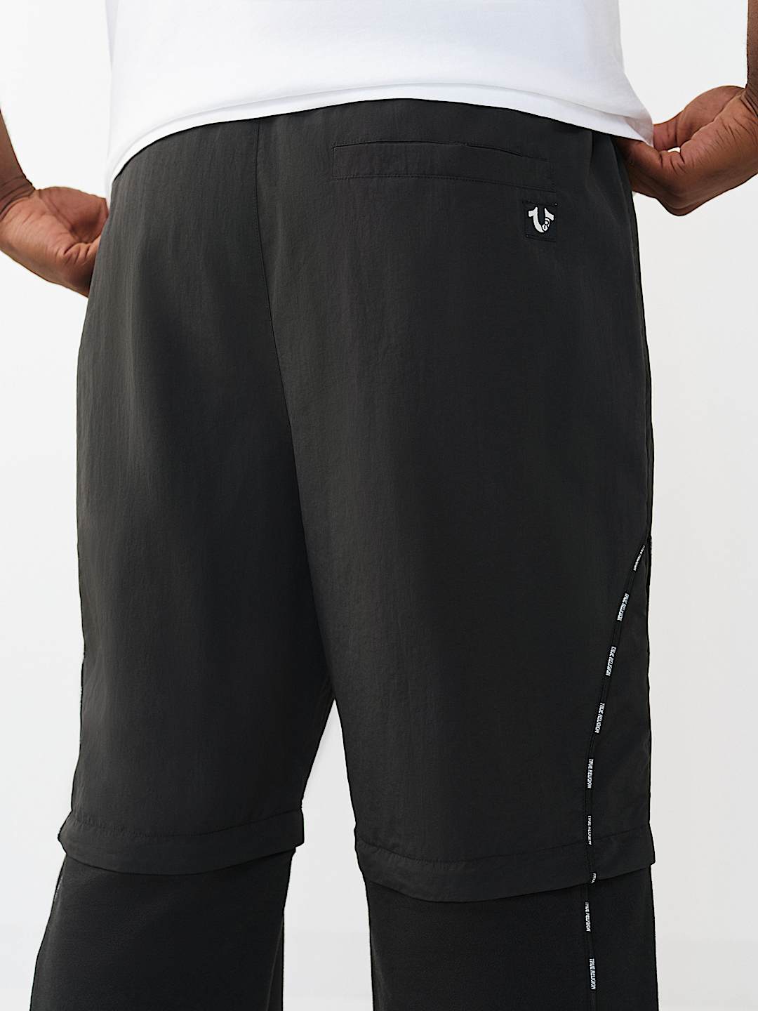 PANTALONES DEPORTIVOS CONVERTIBLES DE VELL&Oacute;N DE NAILON, image 2