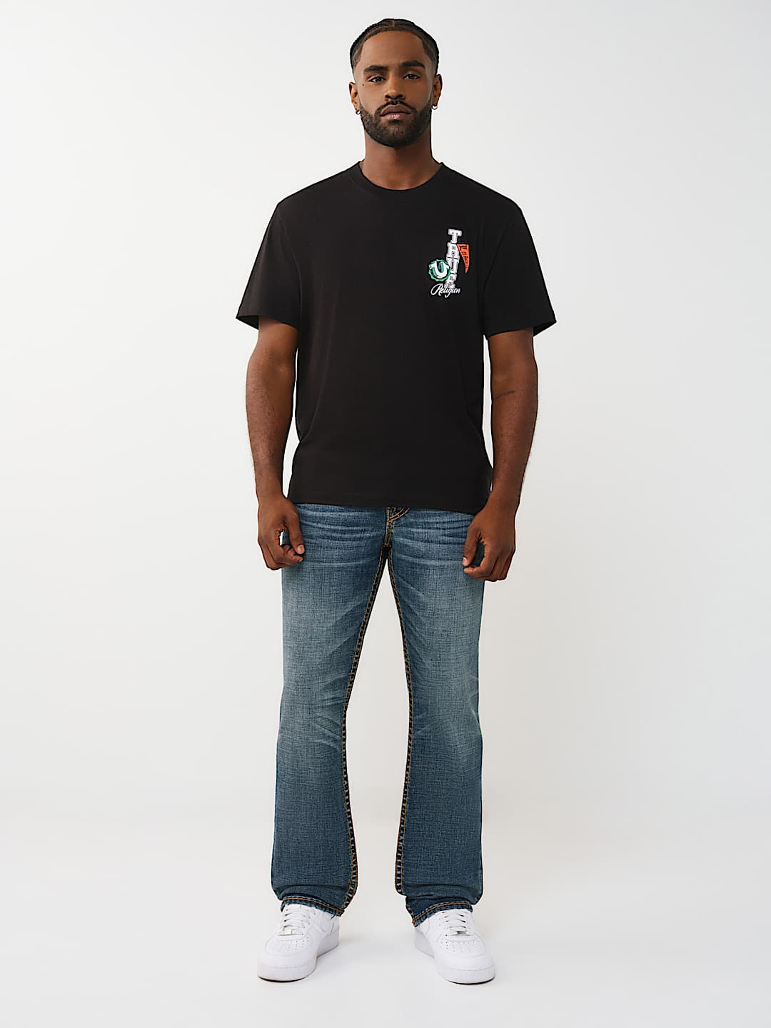 HORSESHOE PENNANTS GRAPHIC TEE, image 6