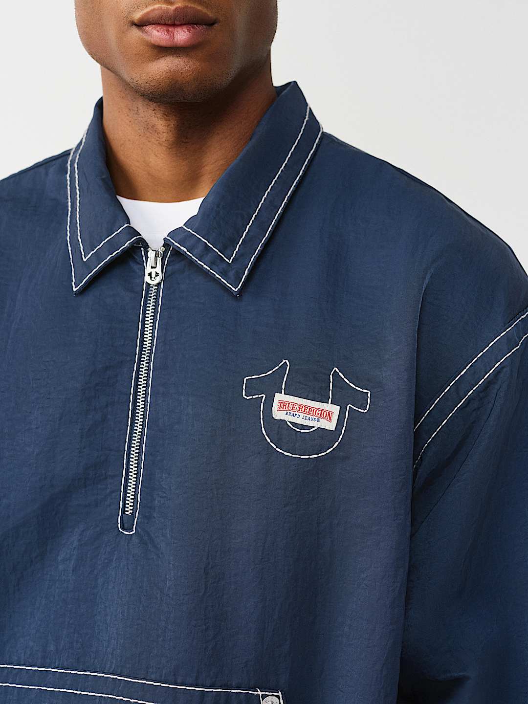 CHAQUETA POPOVER CON COSTURAS BIG T DE NAILON, image 5