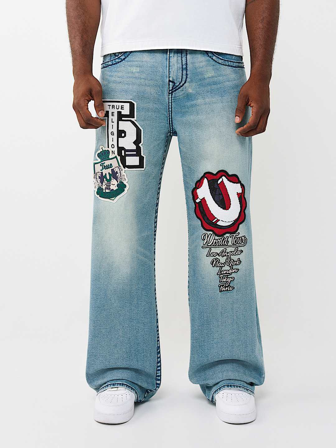 VINNY VARSITY PATCH BIG T ULTRA BAGGY JEAN 34", image 1