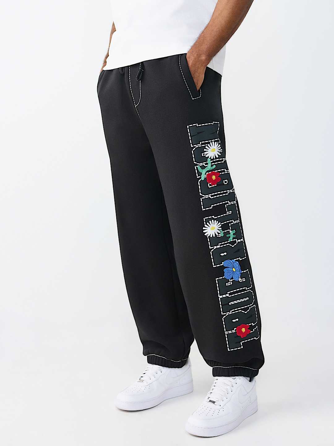 LOGO BIG T BAGGY JOGGER, image 1