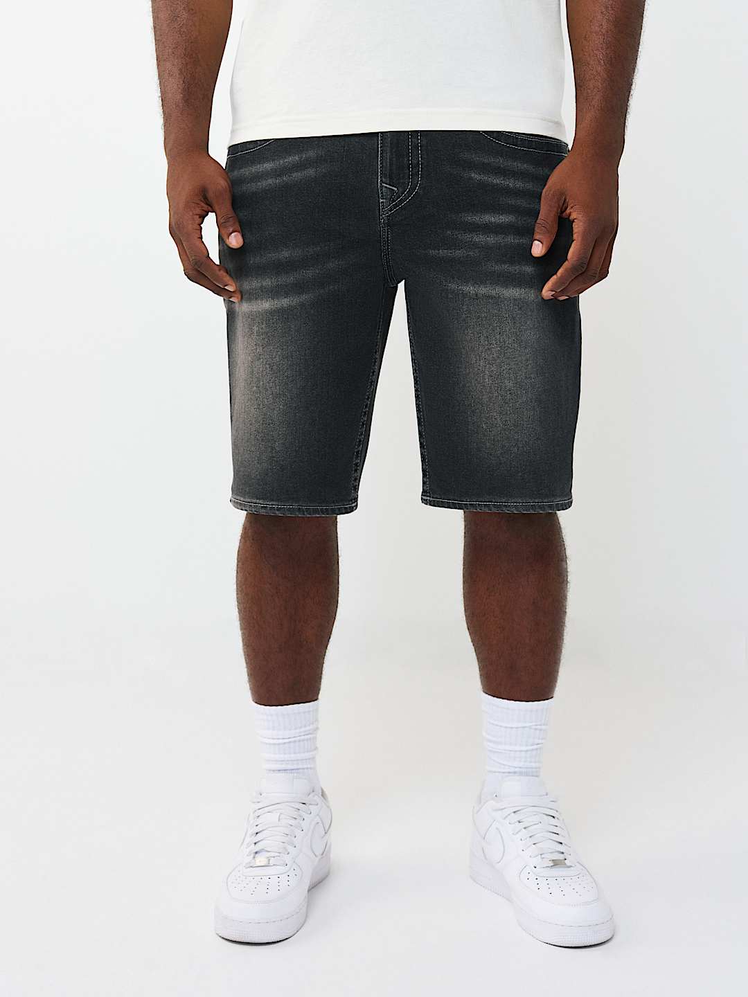 SHORTS HOLGADOS BOBBY, image 2