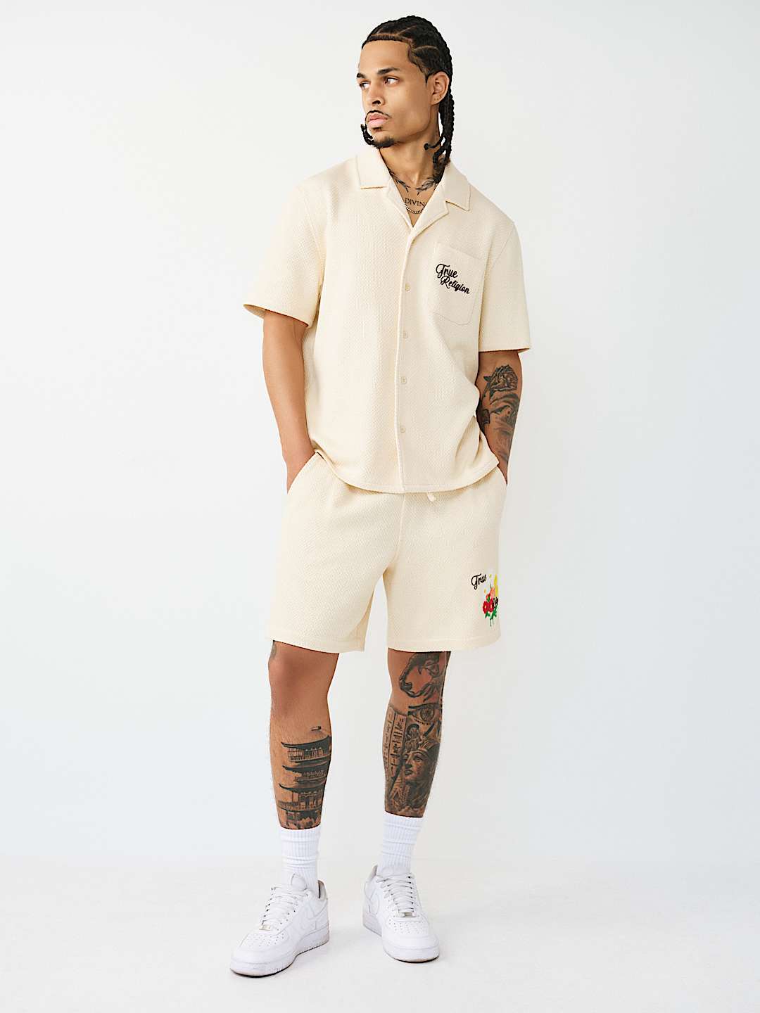 SHORTS TEJIDOS CON FLORES, image 7