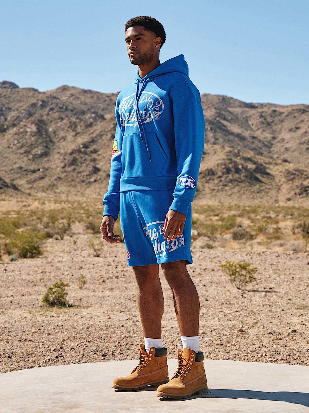 LOGO PATCH SWEATSHORT, image 2