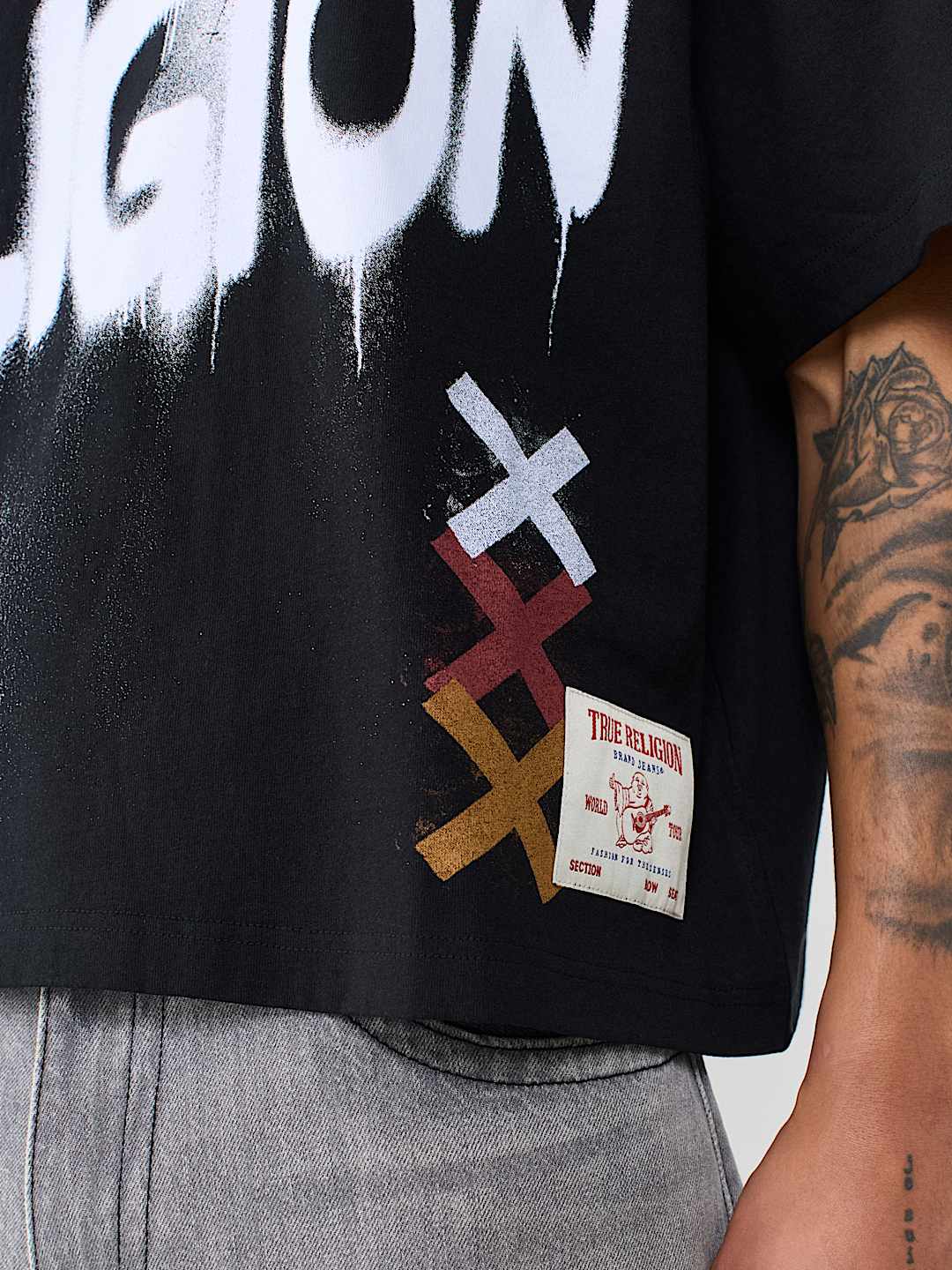 GRAFFITI LOGO BOXY TEE