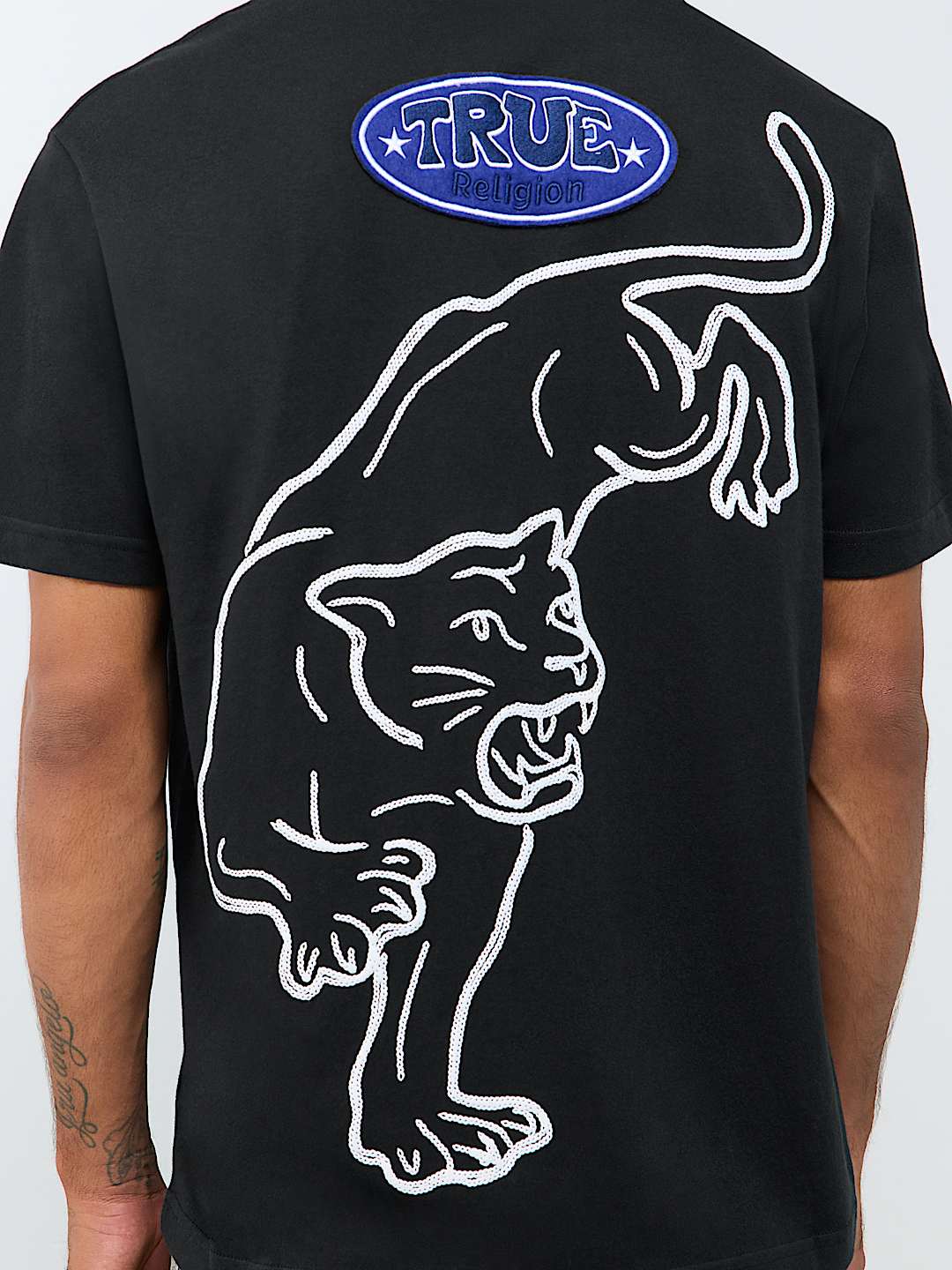 STAY TRUE LOGO TEE