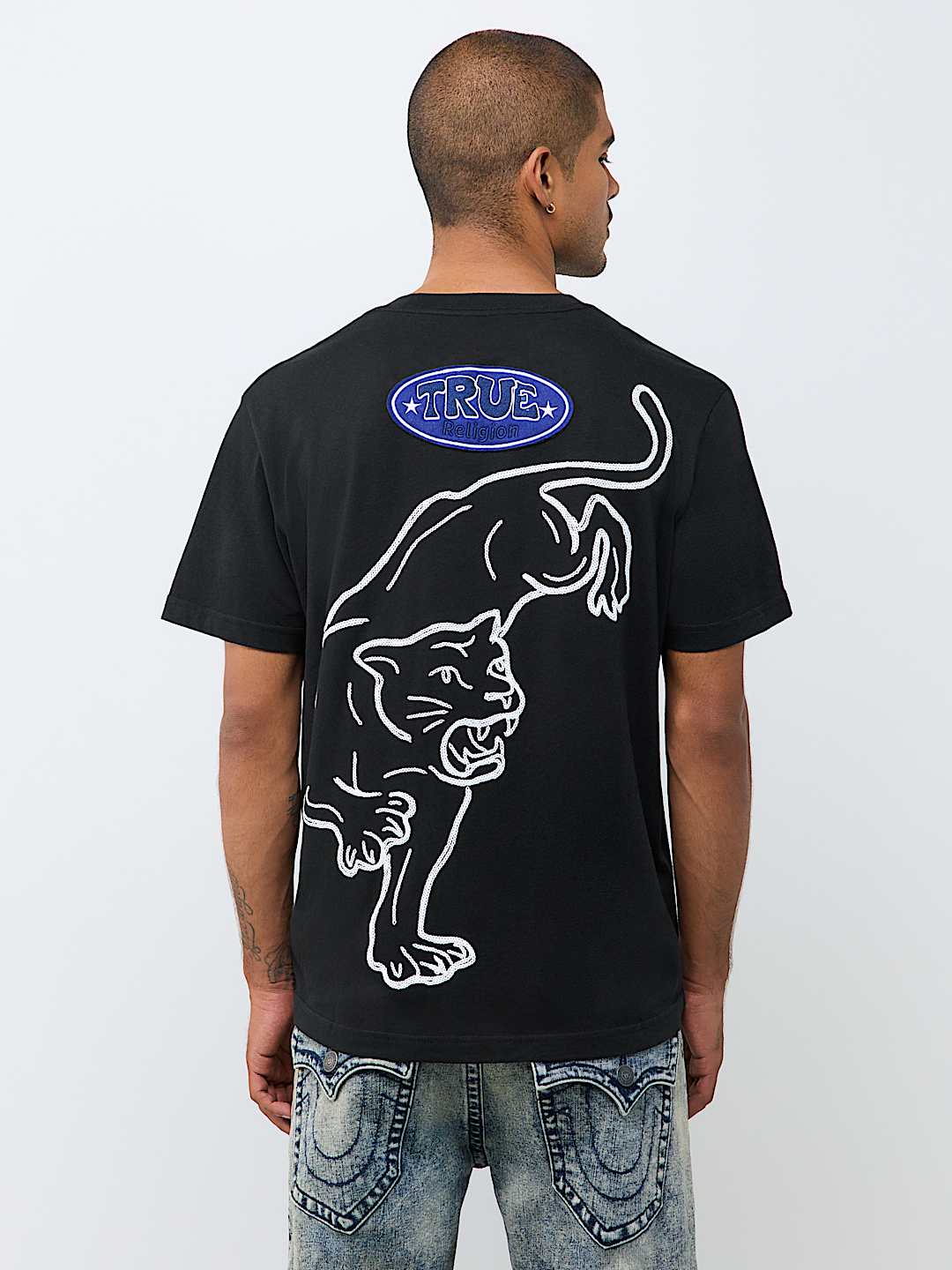 STAY TRUE LOGO TEE