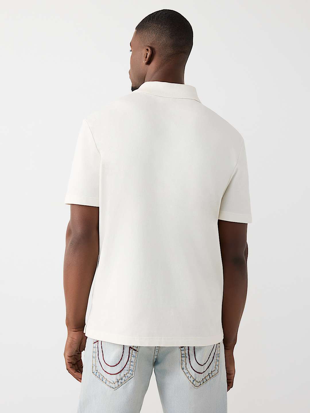 POLO AVEC LOGO PIQU&Eacute;