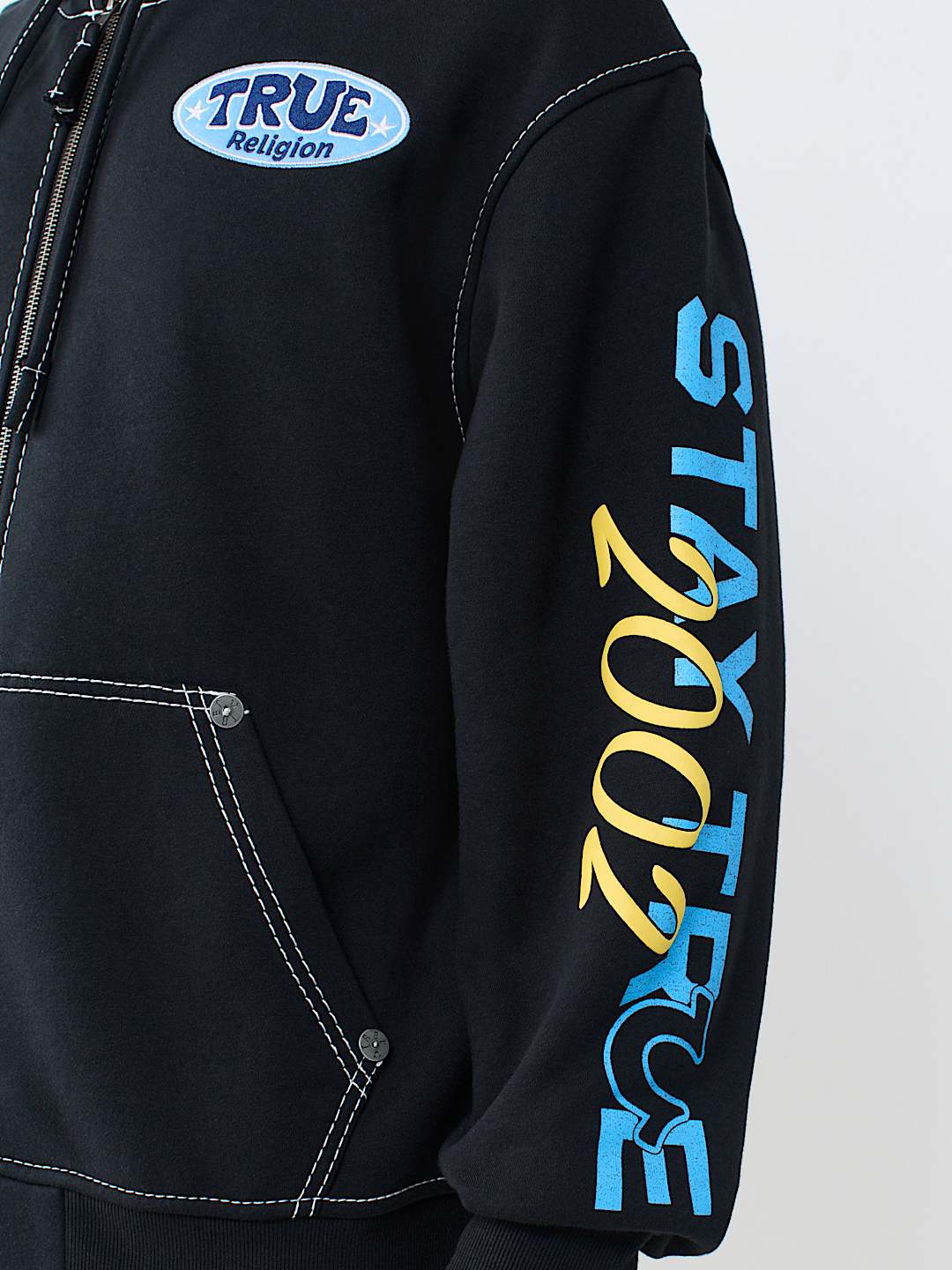STAY TRUE LOGO BIG T ZIP HOODIE