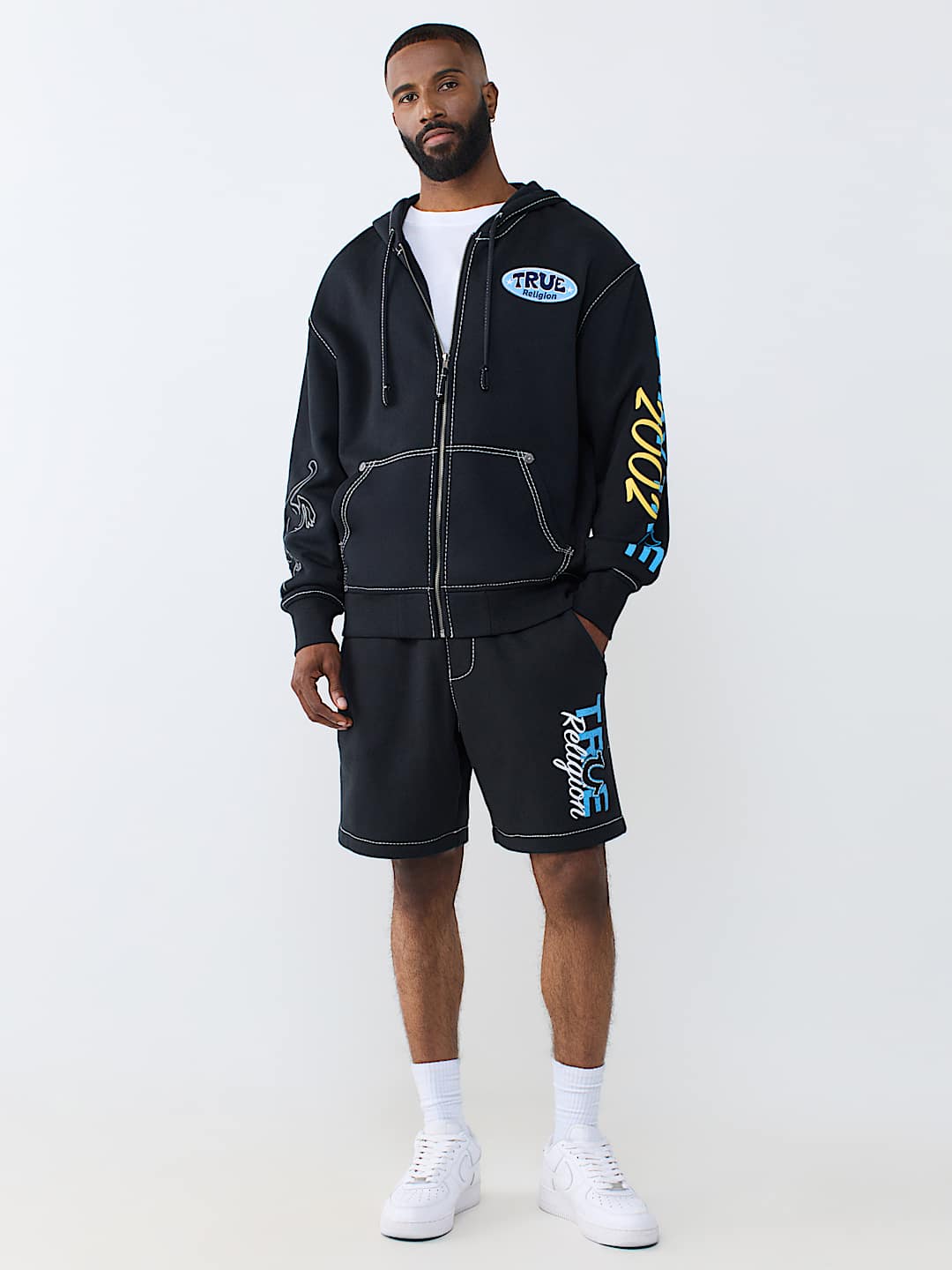 STAY TRUE LOGO BIG T ZIP HOODIE