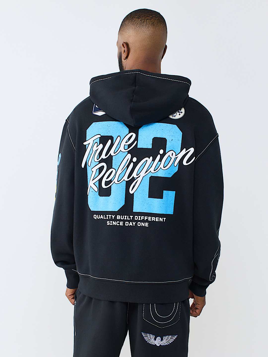 CHANDAIL &Agrave; CAPUCHON &Agrave; FERMETURE &Eacute;CLAIR BIG&nbsp;T AVEC LOGO STAY&nbsp;TRUE