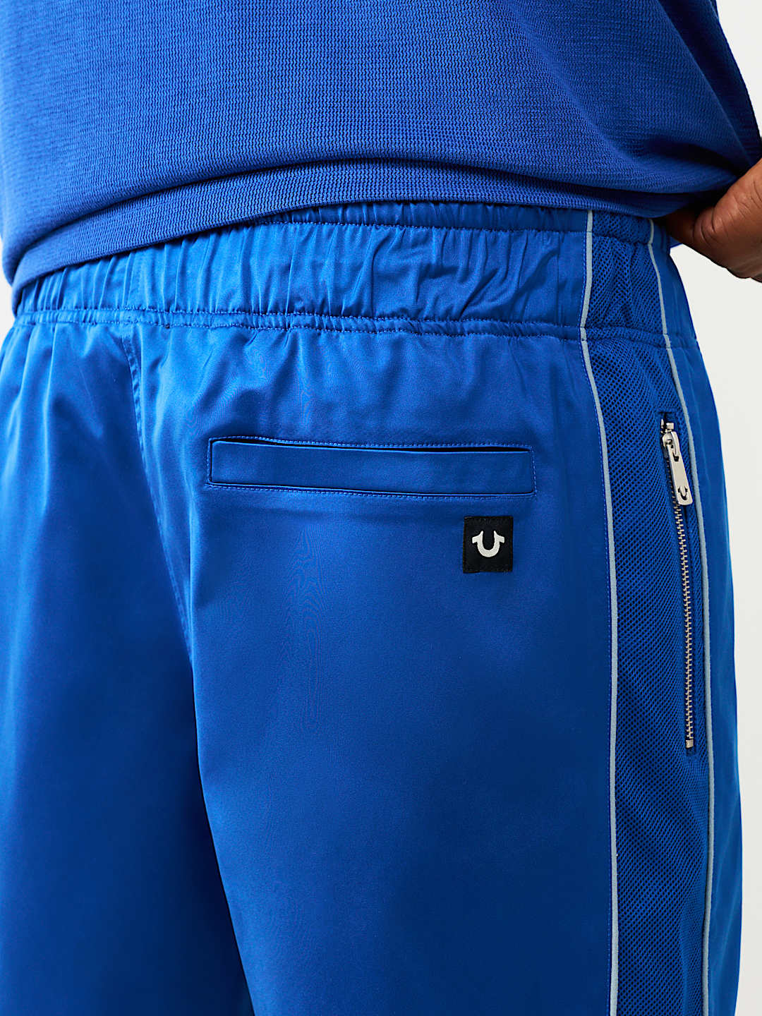 MESH BLOCK SATIN SHORT