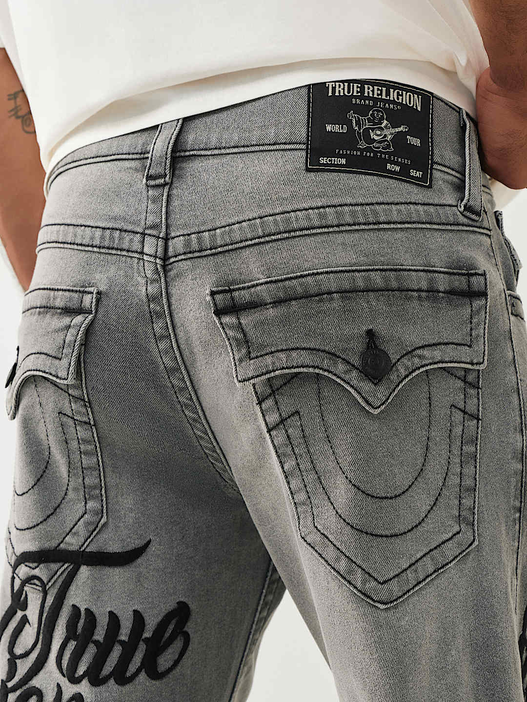 JEANS CORTE DE BOTA BILLY CON SOLAPA EN LA PIERNA, image 5