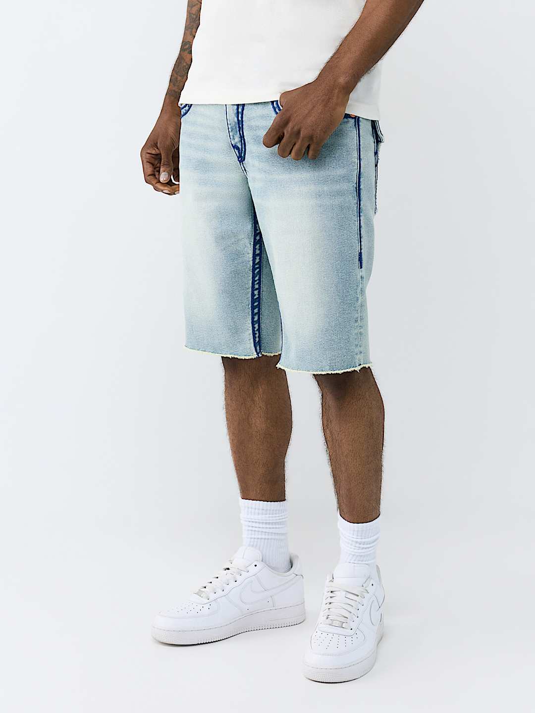 RICKY FRAYED HEM ROPE STITCH FLAP SHORT