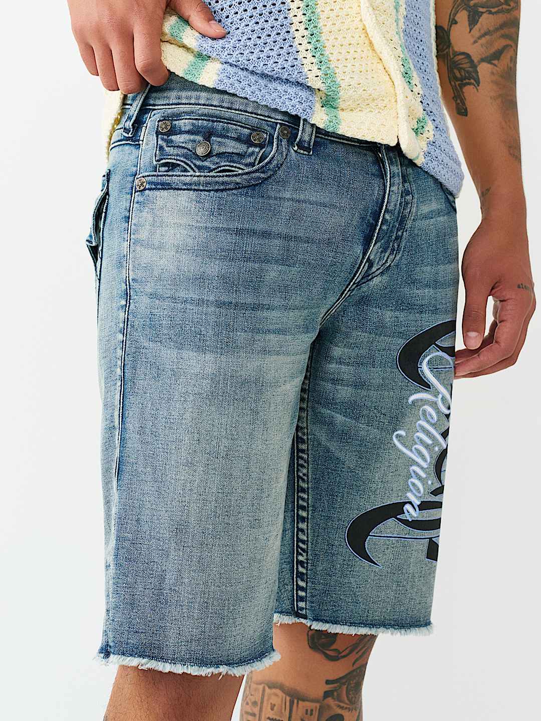 RICKY GRAPHIC FRAYED HEM FLAP SHORT, image 4