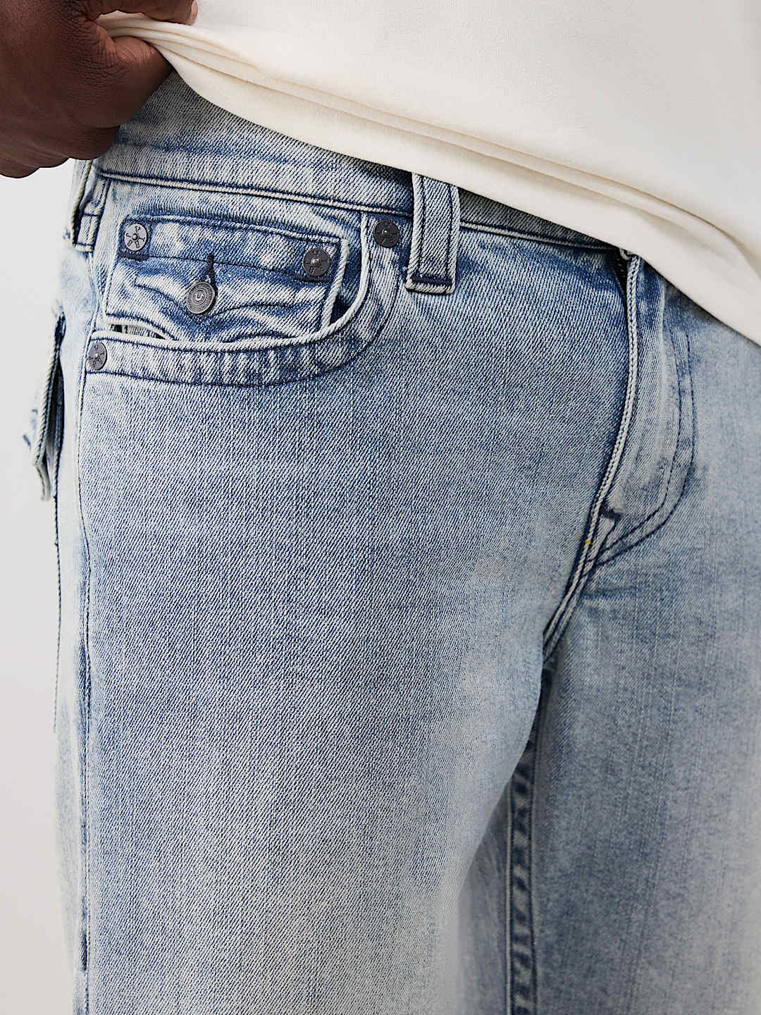 BILLY MENDED LOGO FLAP BOOTCUT JEAN 34"
