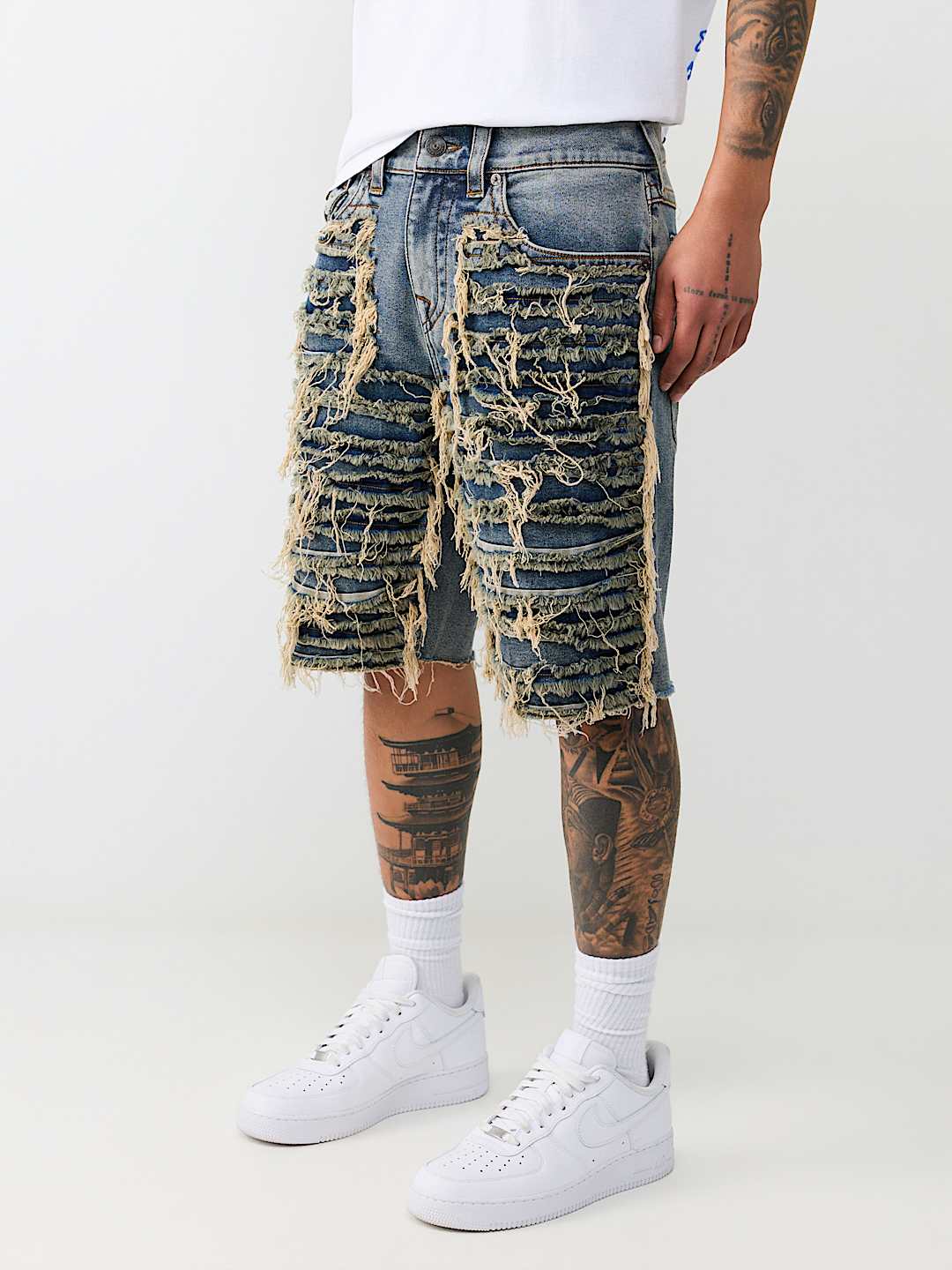 BOBBY DESTROYED FLAP SHORT