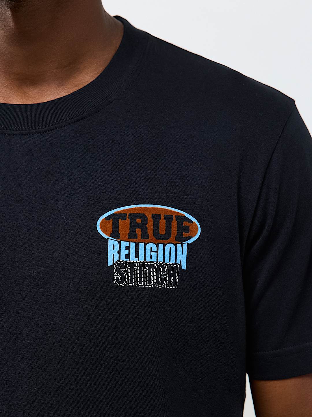 STACKED LOGO TEE