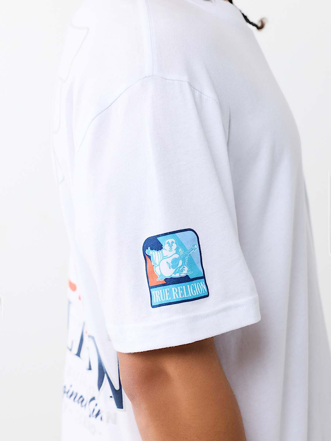 HORSESHOE REPEAT TEE
