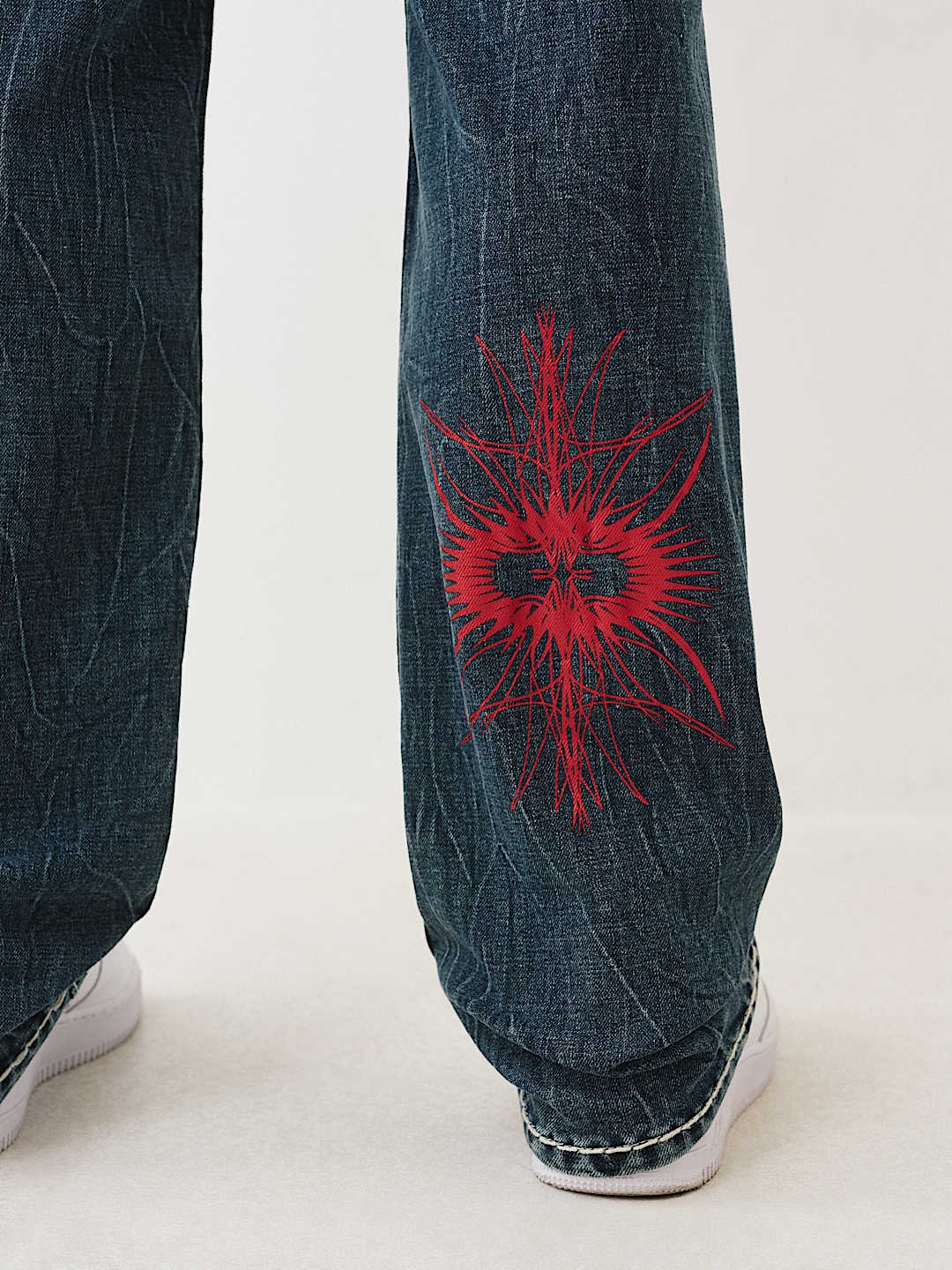 ★TRUE RELIGION★ STRAIGHT デニム 刺繍 TRUE RELIGION BILLYトゥルーレリジョン ストレートデニム 刺繍