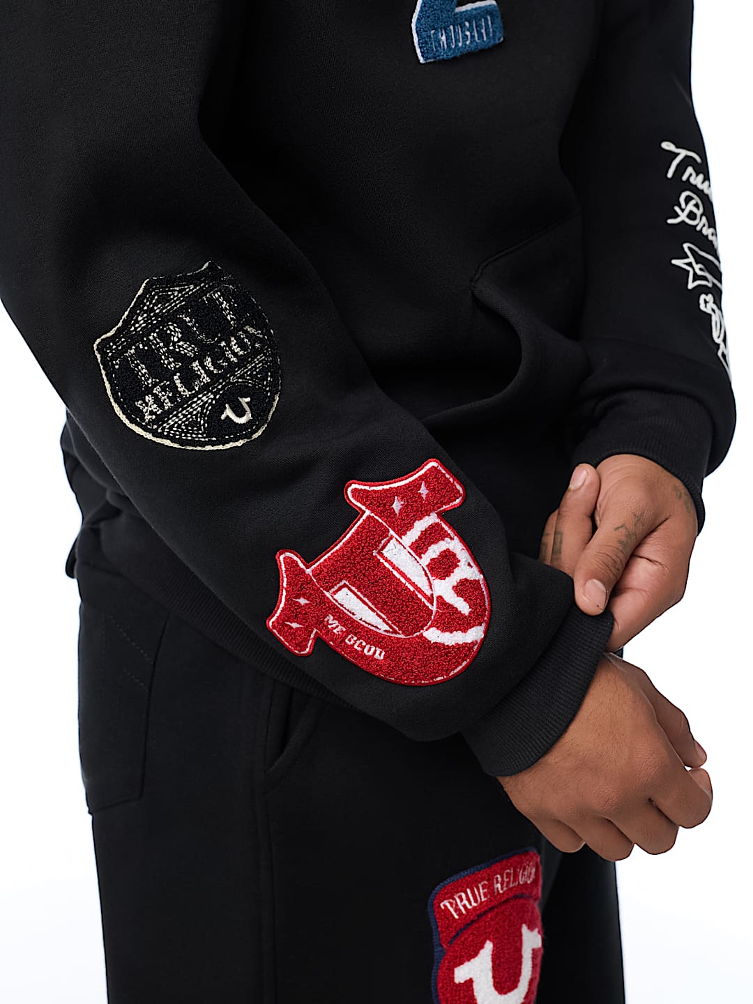 LOGO PATCH HOODIE