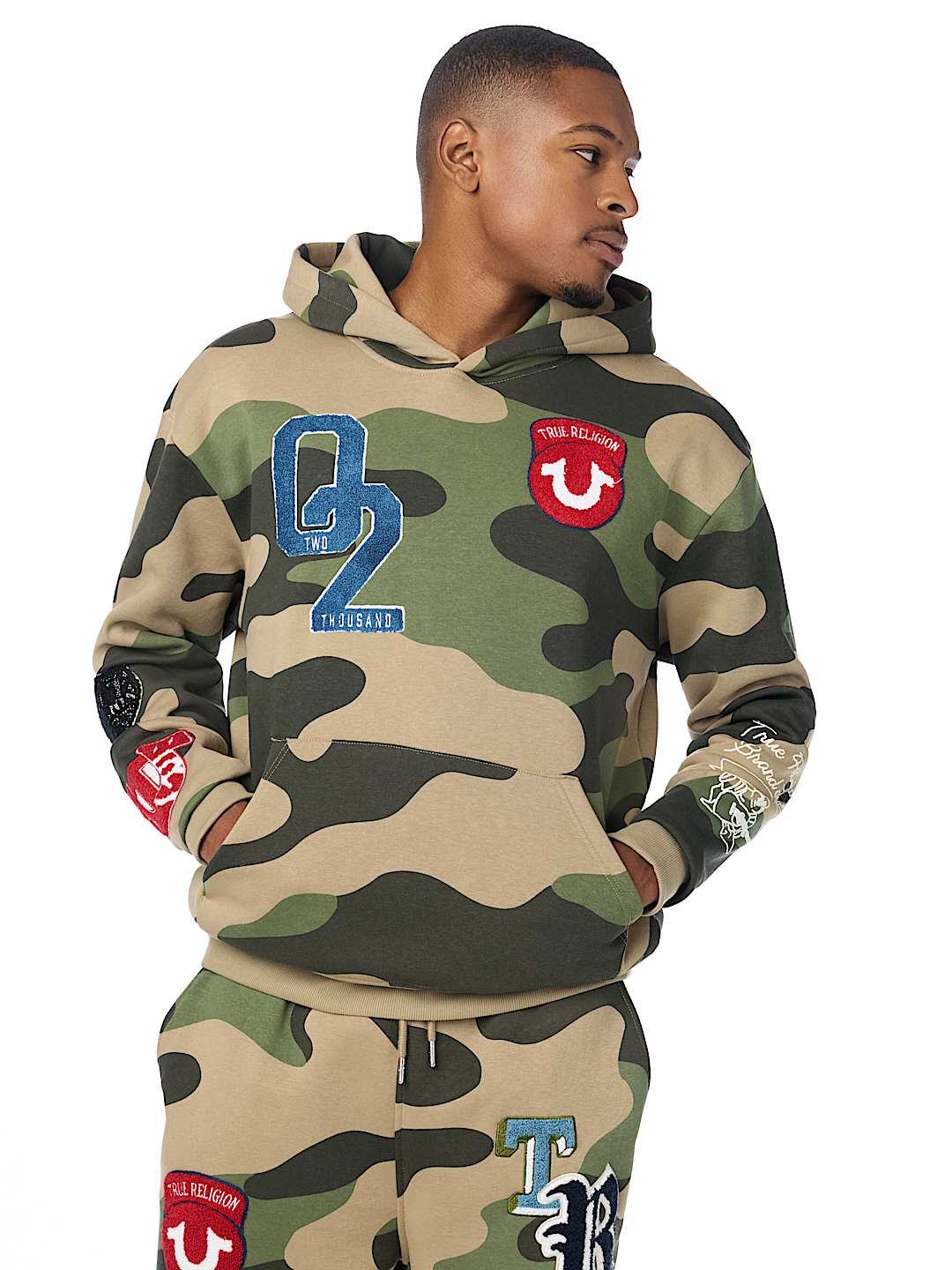 LOGO PATCH HOODIE