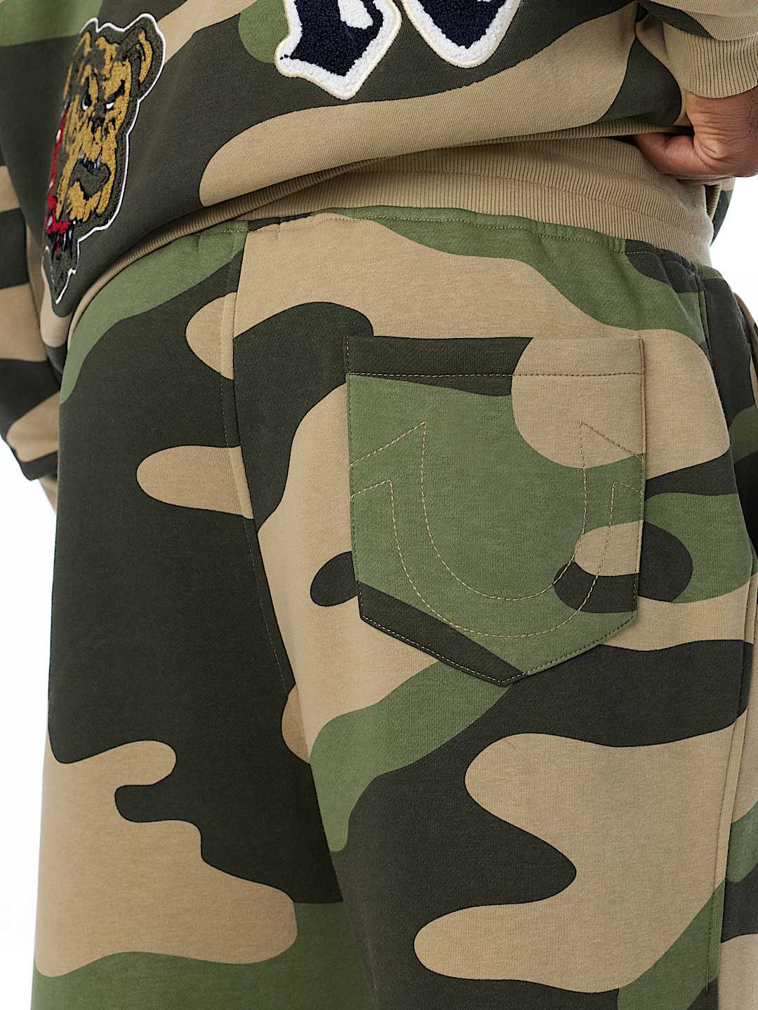 LOGO PATCH BAGGY SWEATPANT