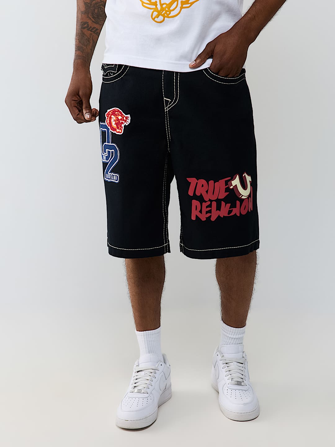 VINNY PATCH BIG T FLAP ULTRA BAGGY SHORT