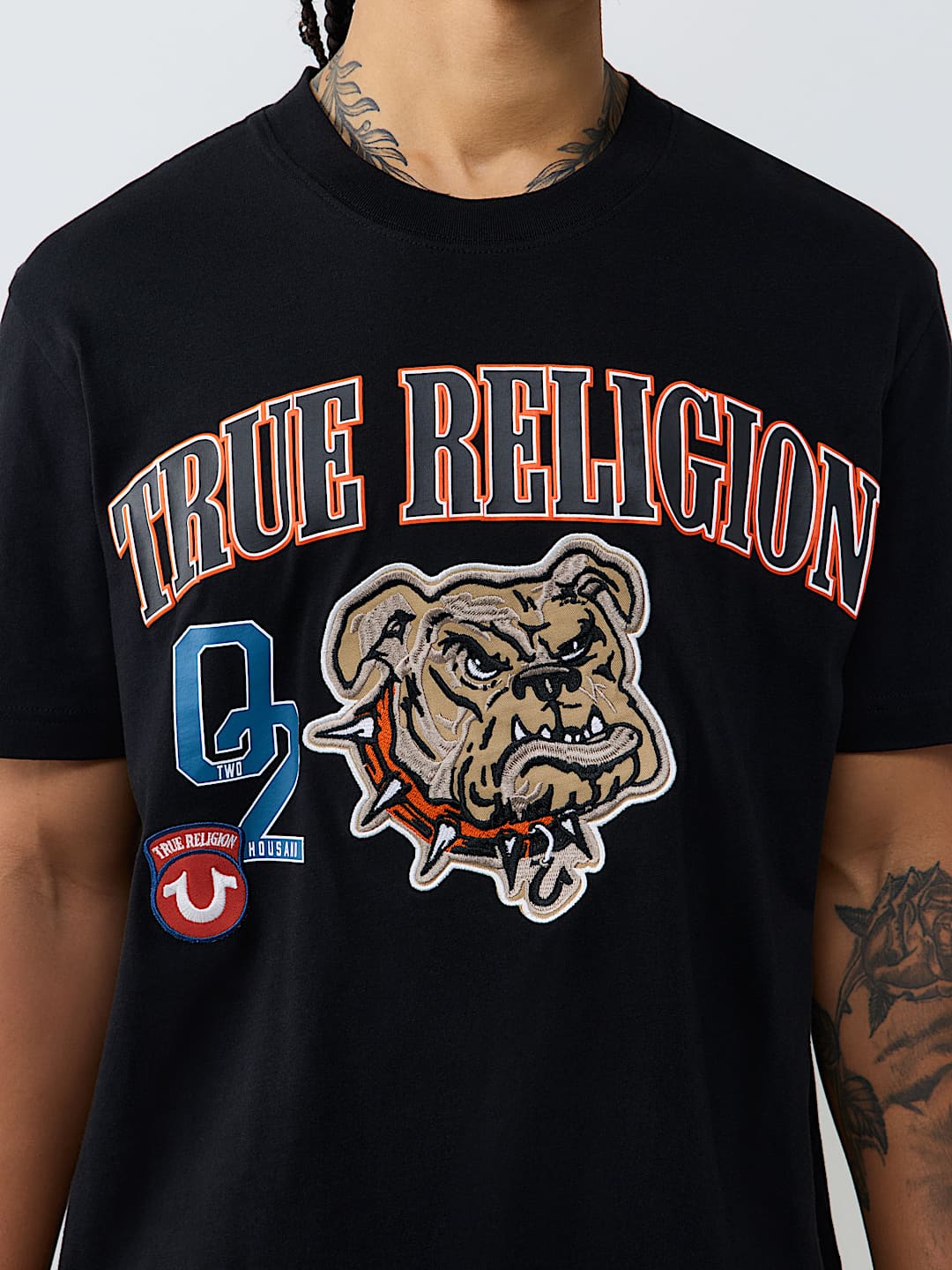 LOGO PATCH TEE