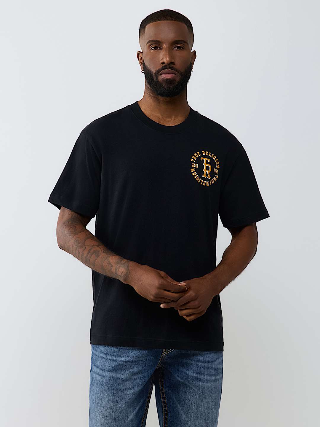 STACKED LOGO TEE