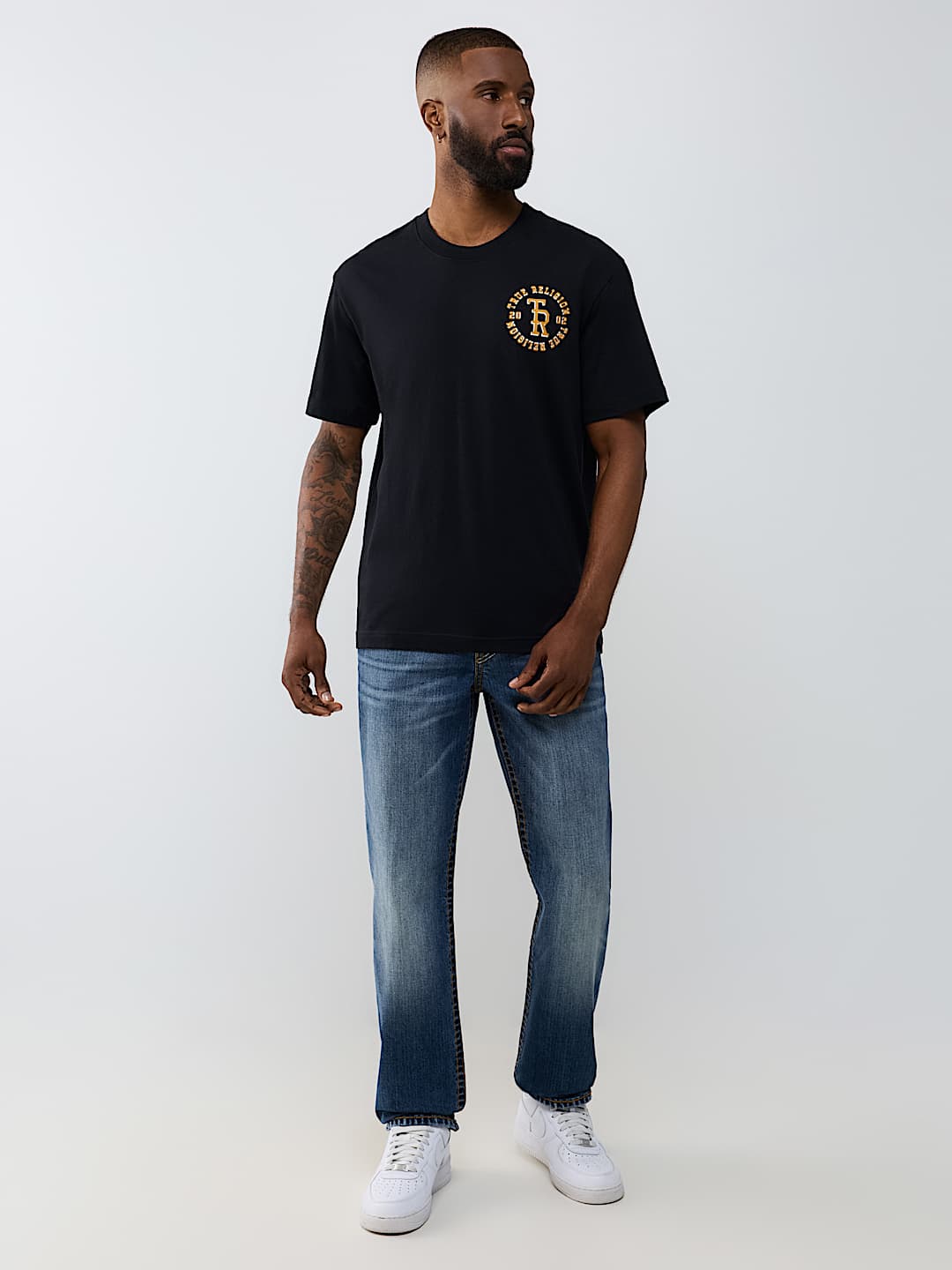 STACKED LOGO TEE