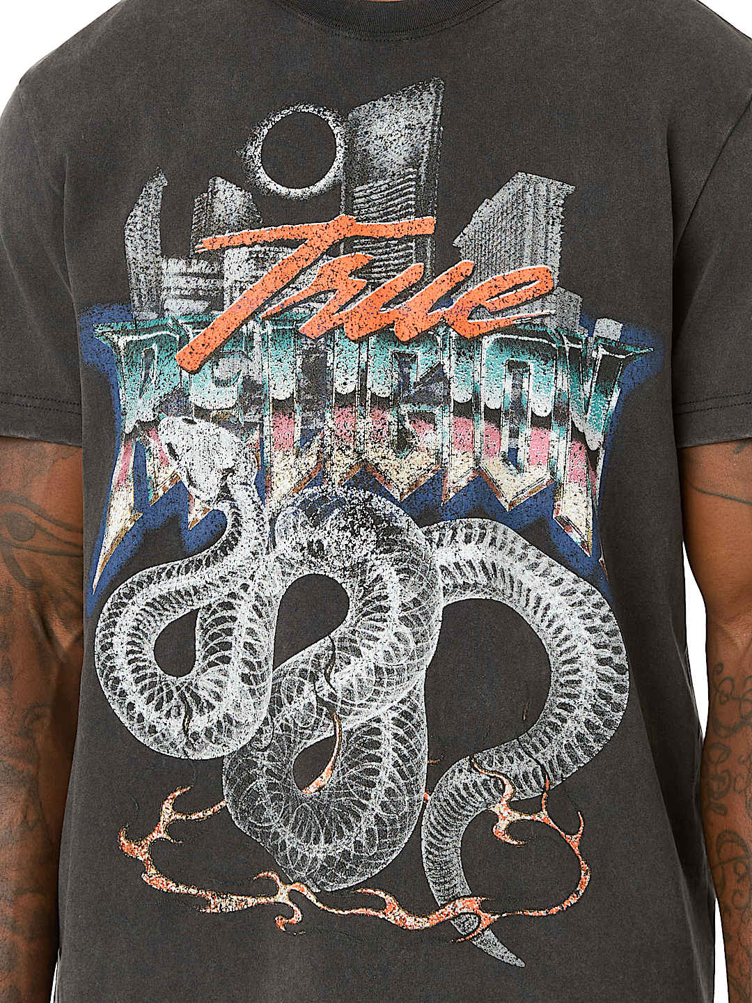 WASHED SNAKEBITE HEAVYWEIGHT TEE