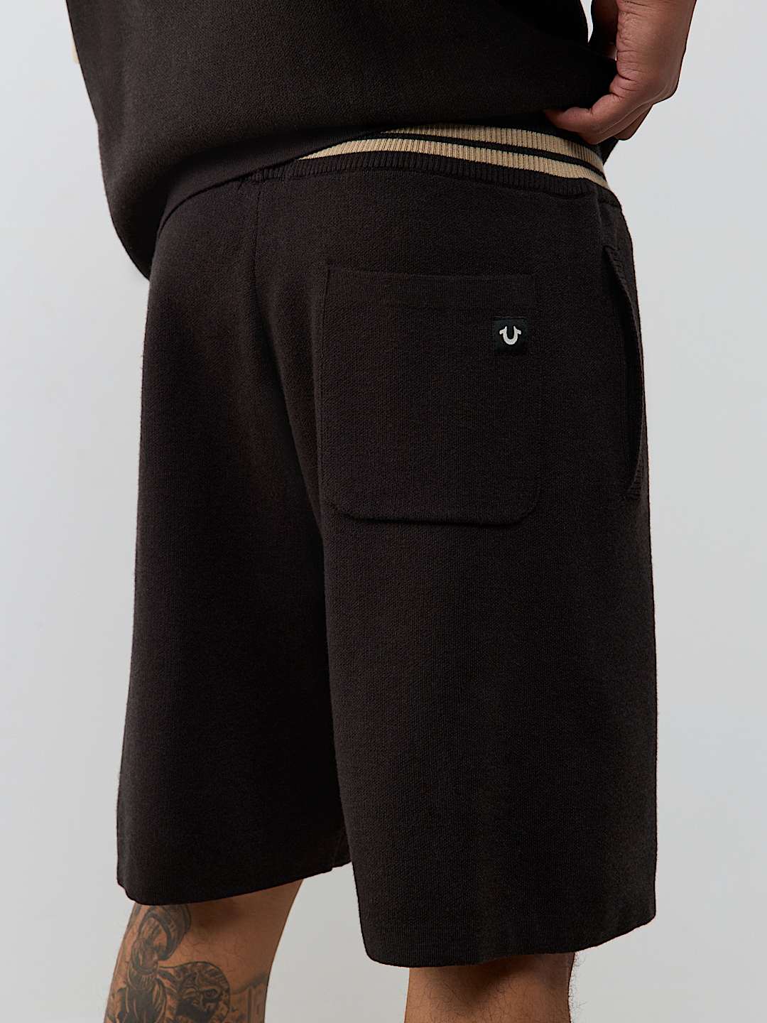 KNIT LOGO SHORT
