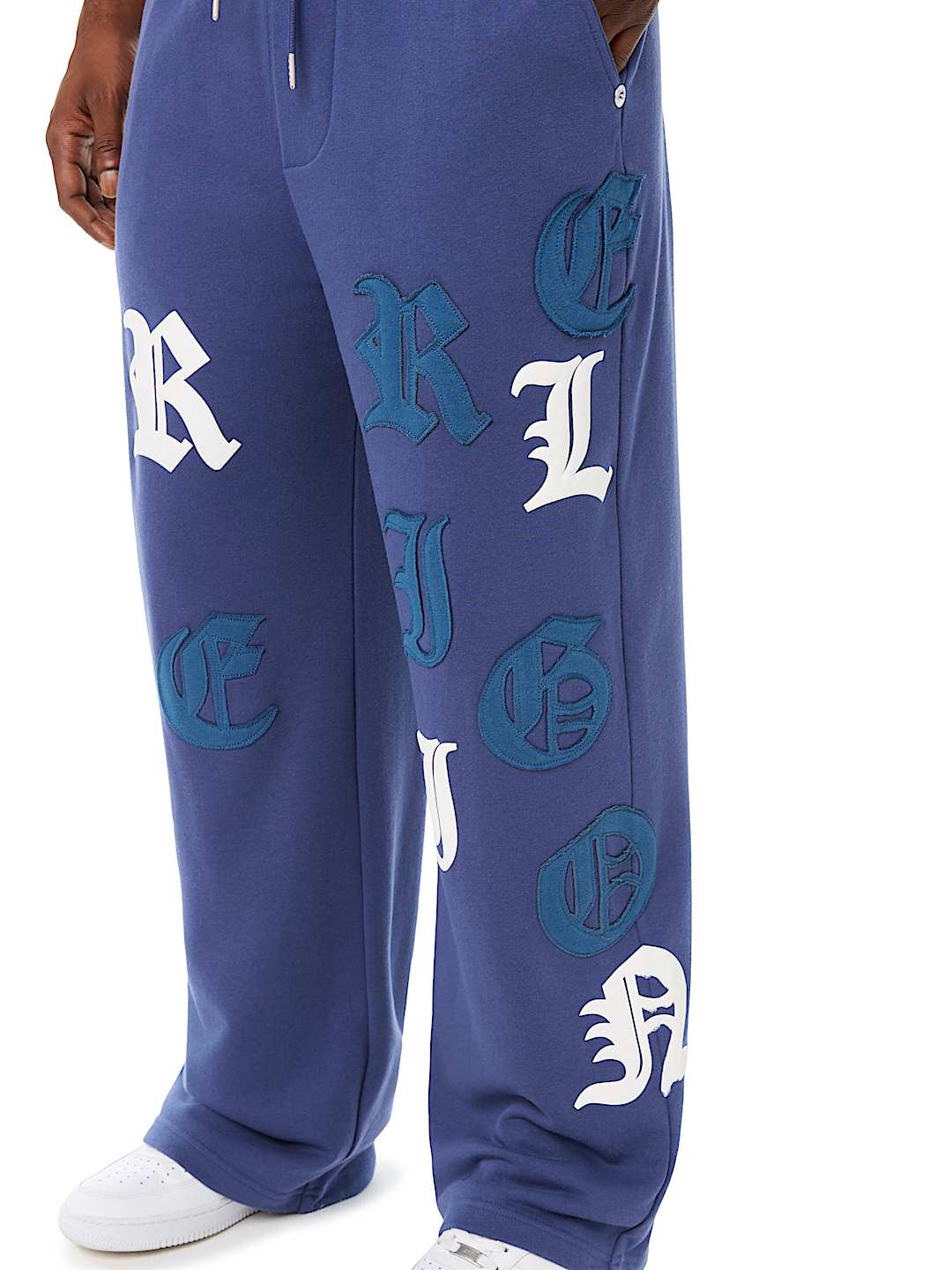 TOSSED LOGO BAGGY SWEATPANT