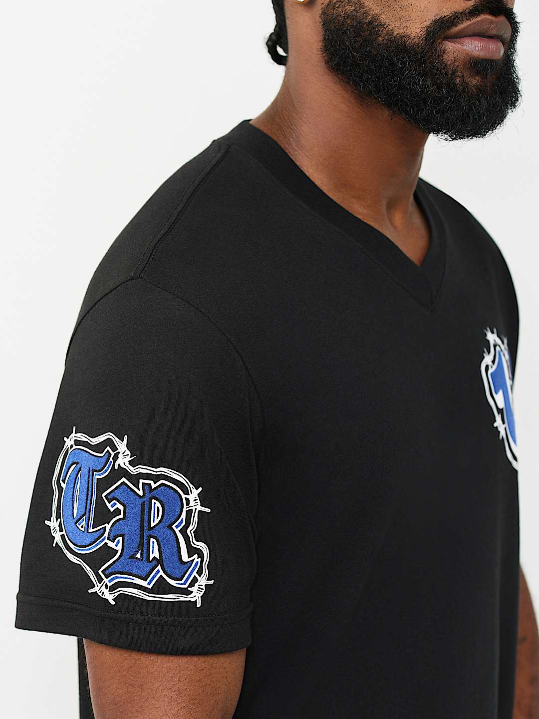 EAGLE NEST V-NECK TEE, image 5