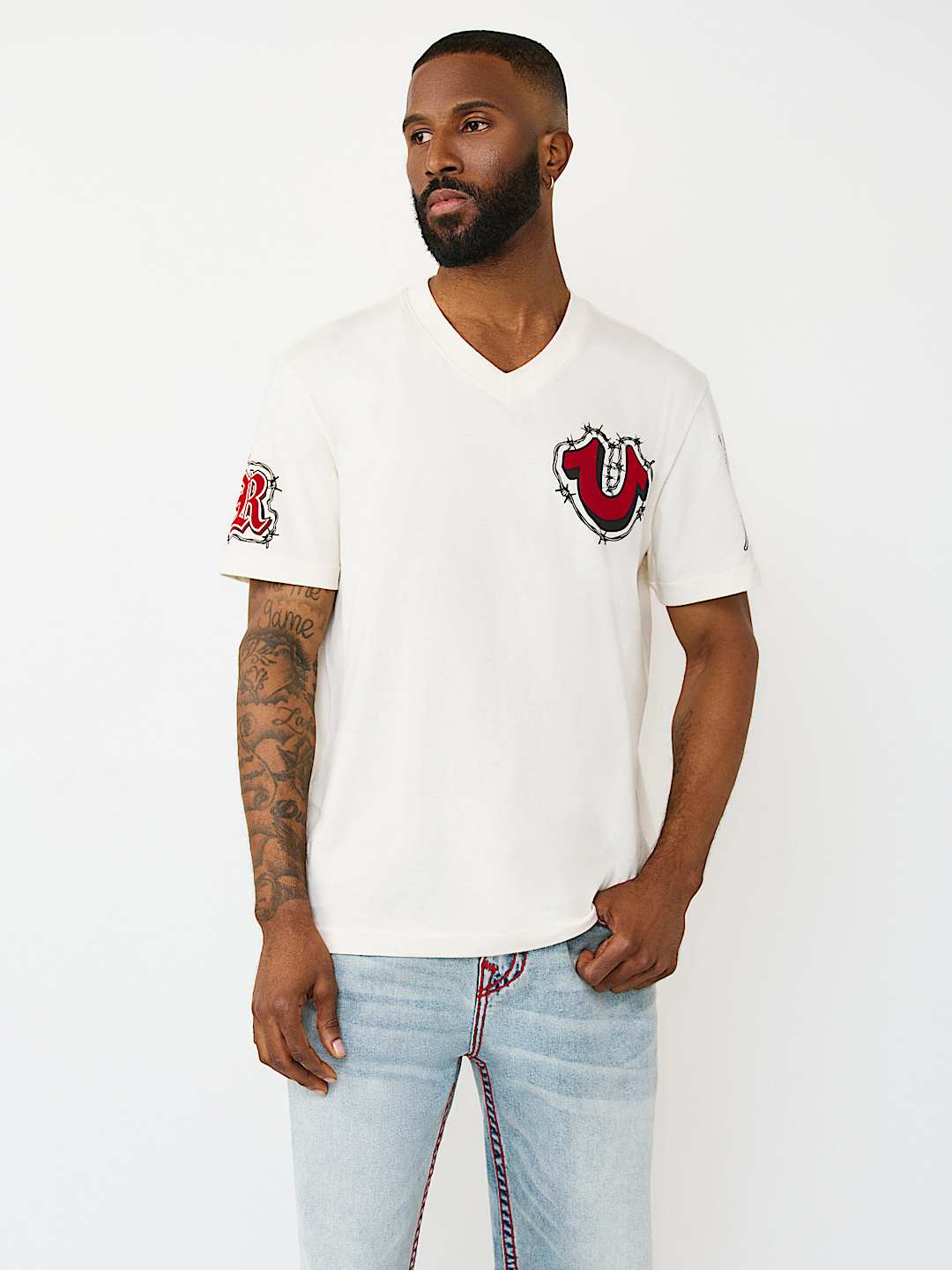 EAGLE NEST V-NECK TEE, image 2