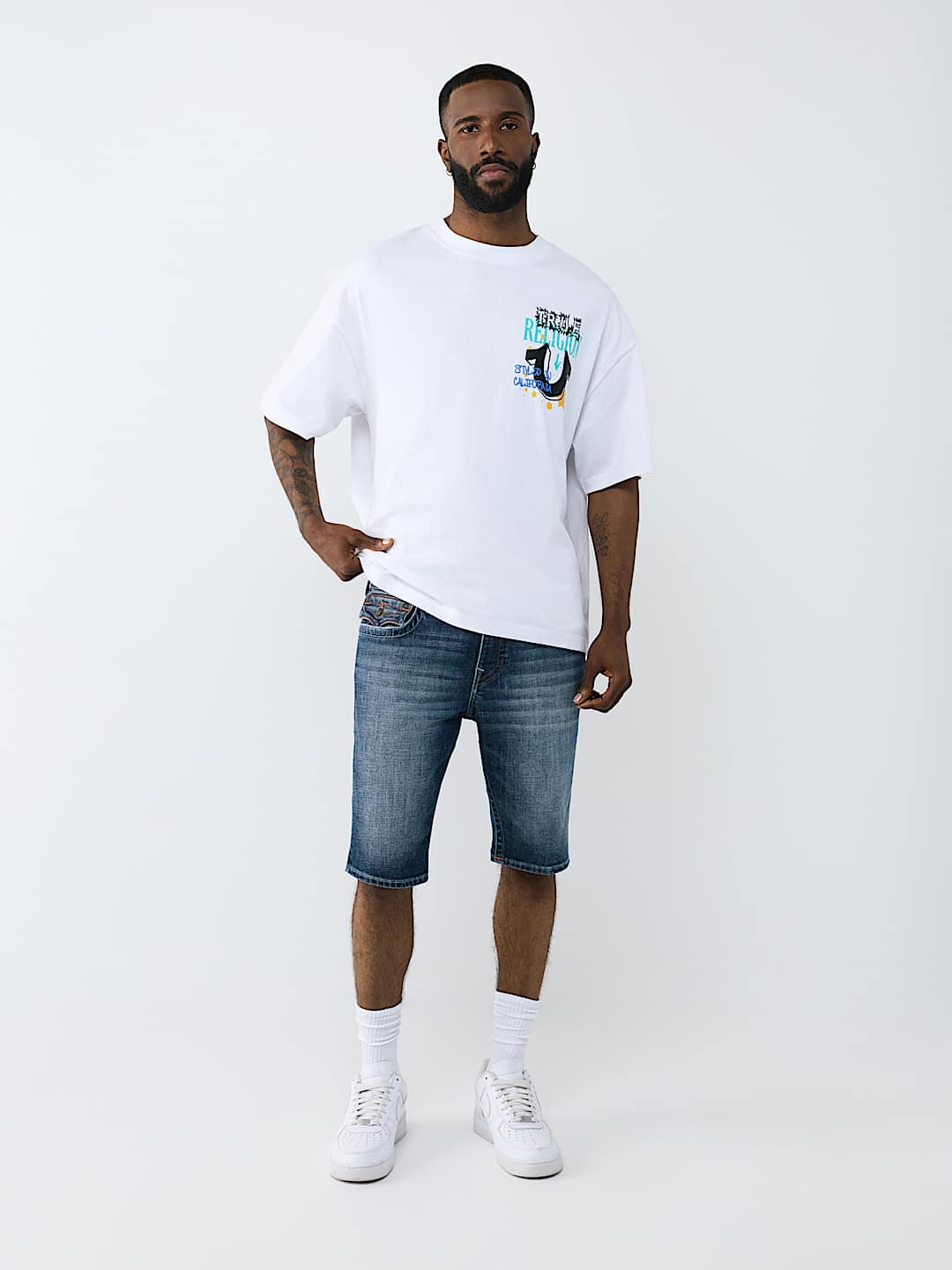 RICKY EMBROIDERED FLAP SHORT