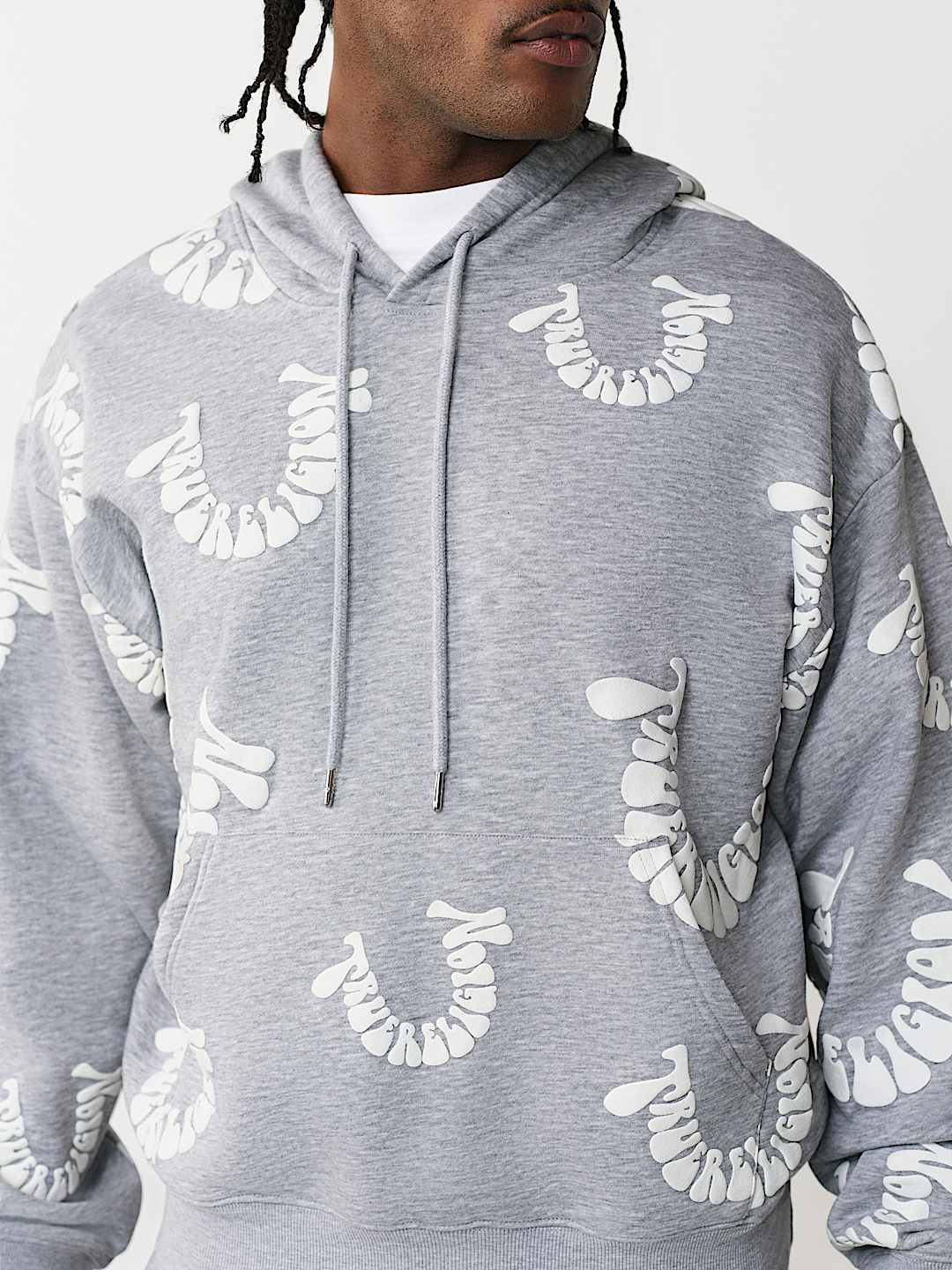 CHANDAIL &Agrave; CAPUCHON AMPLE AVEC LOGO D&Eacute;FORM&Eacute;