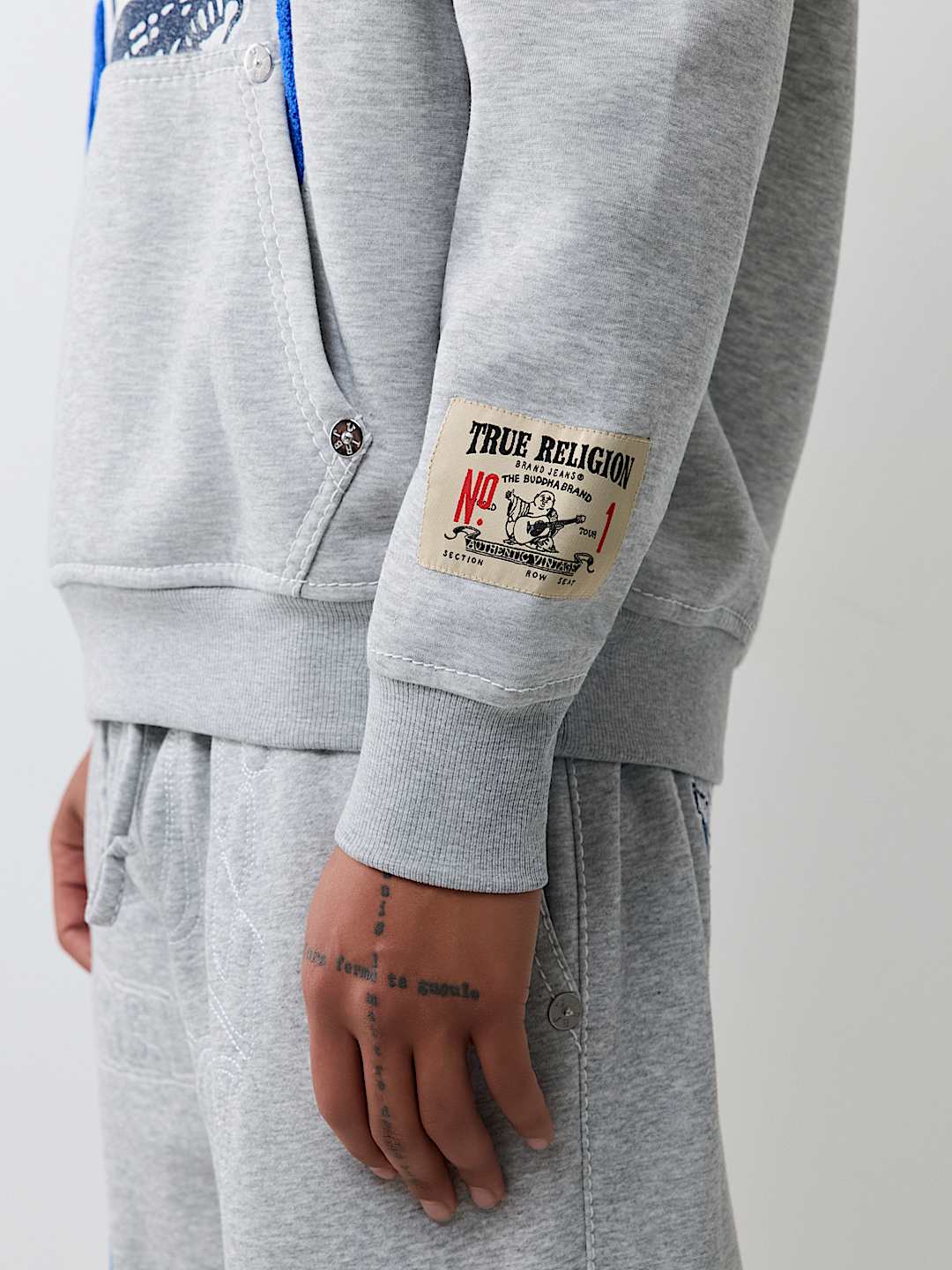 NO. 1 LOGO BIG T HOODIE