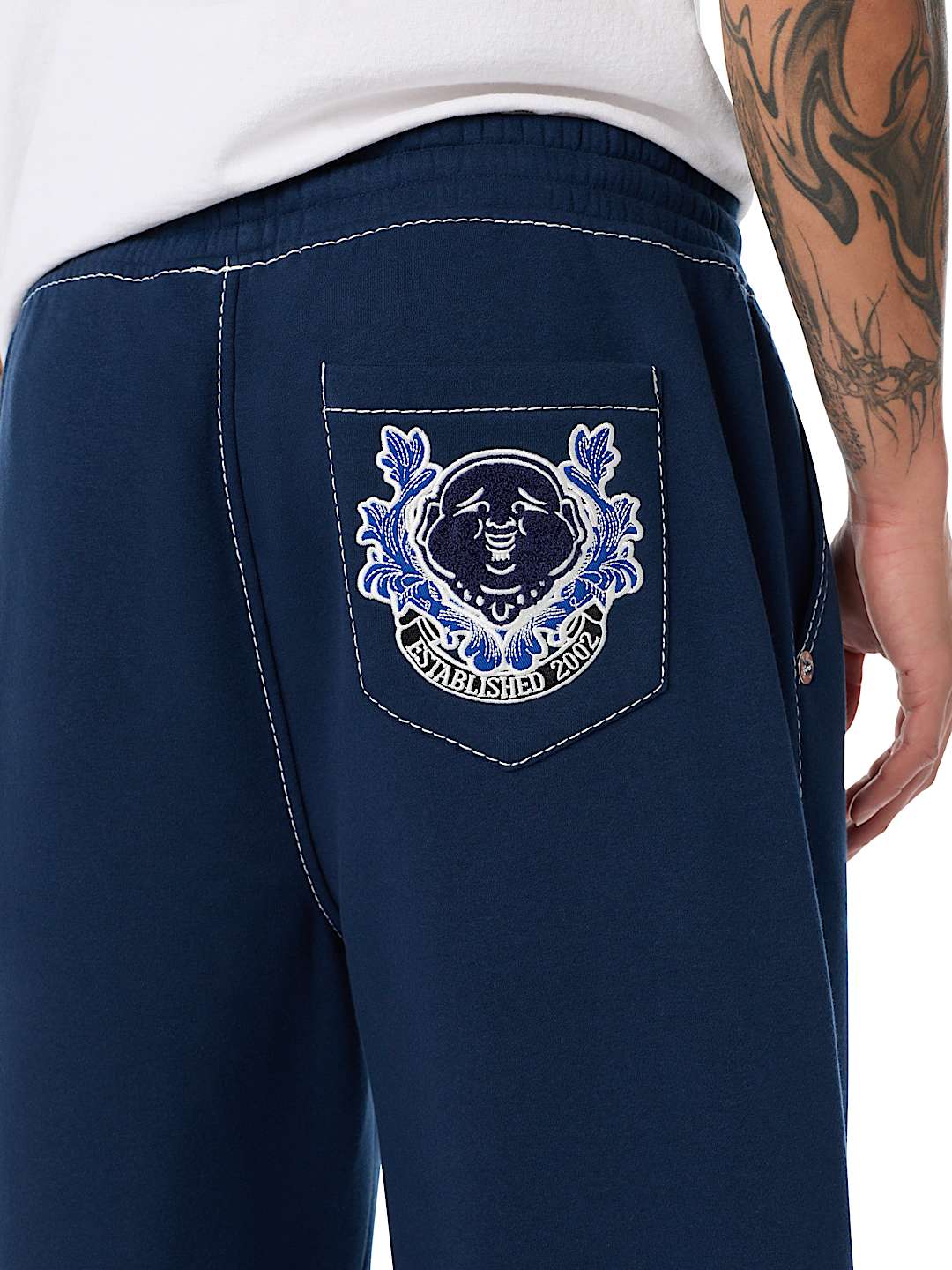 STENCIL LOGO BIG T BAGGY JOGGER