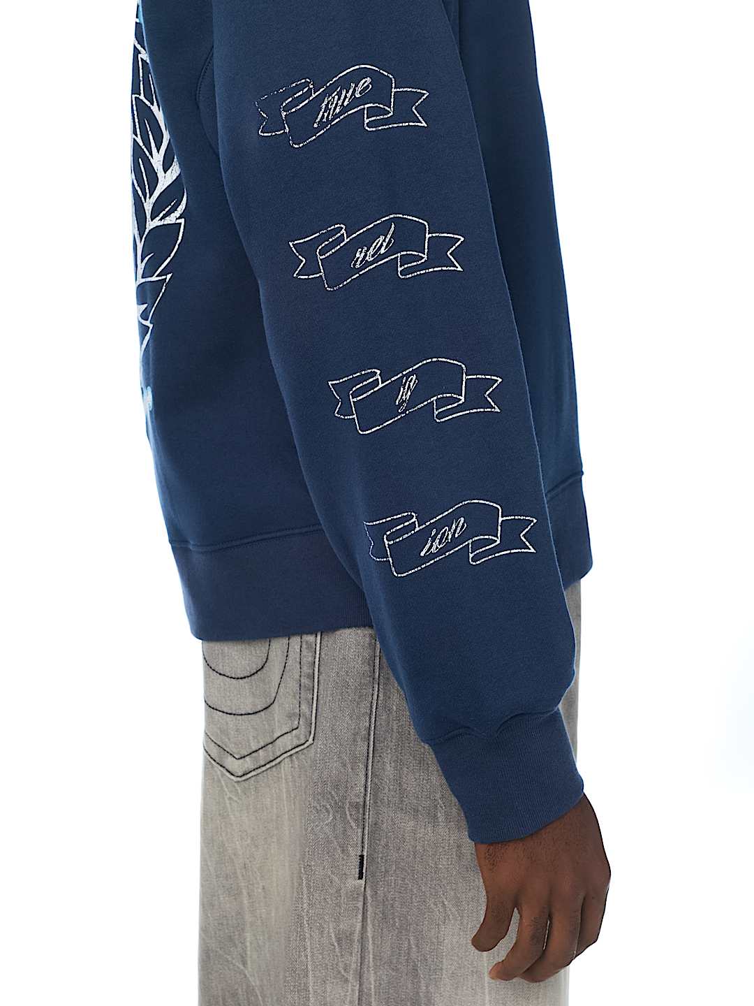 HORSESHOE CREST RELAXED CREWNECK