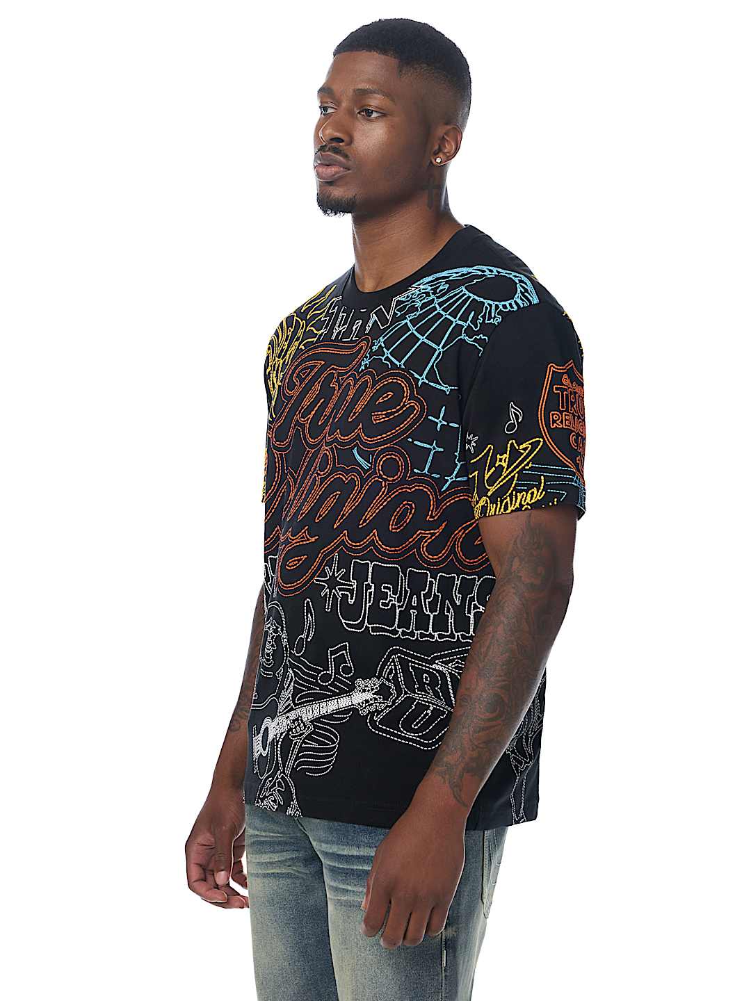 TROPHY TEE