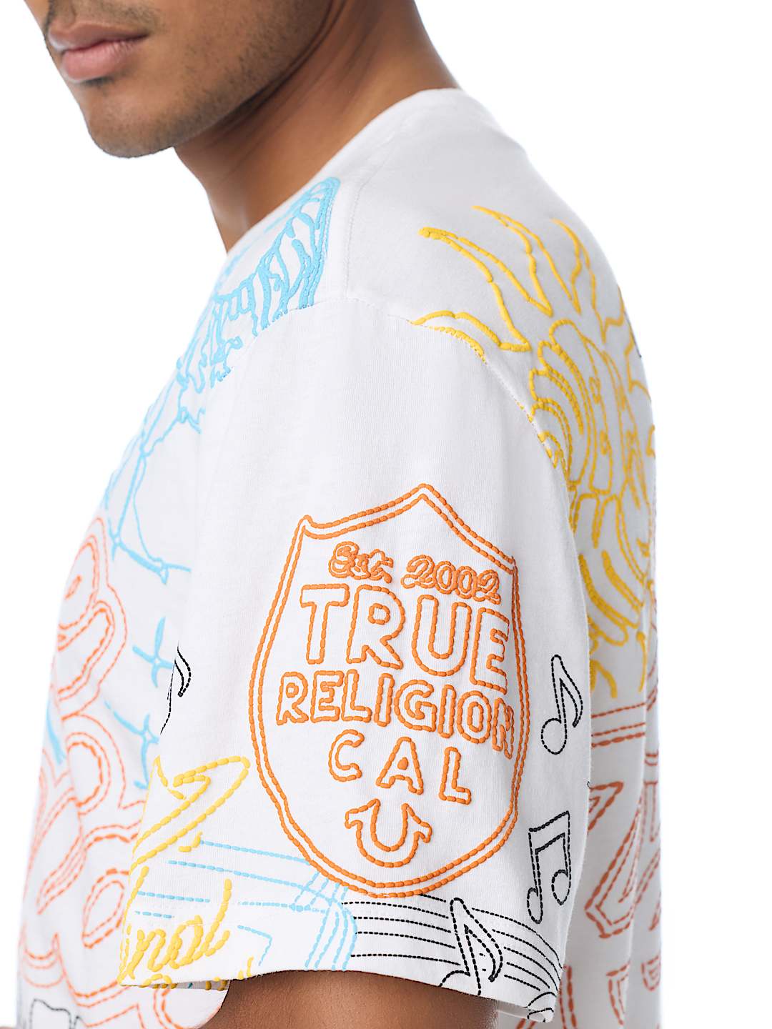 TROPHY TEE