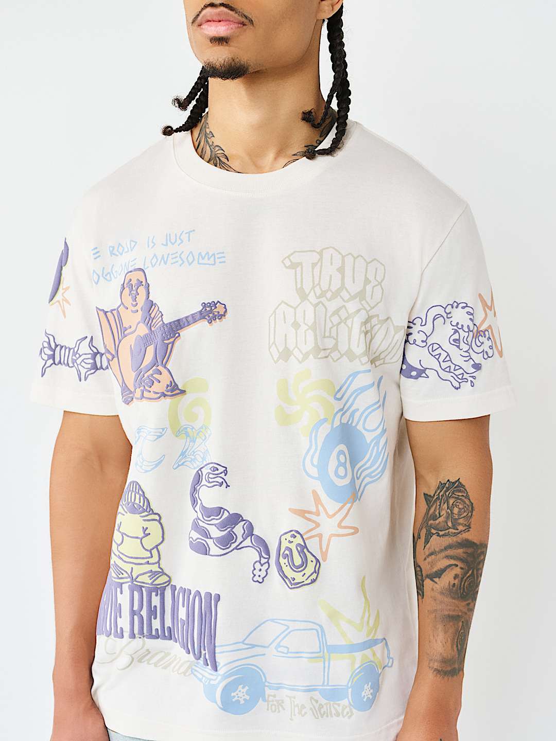 T-SHIRT AVEC LOGO DE GRAFFITI