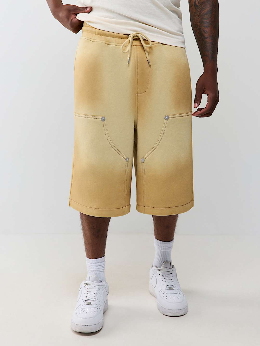 MIKEY PAINTER BIG T BAGGY AF SWEATSHORT