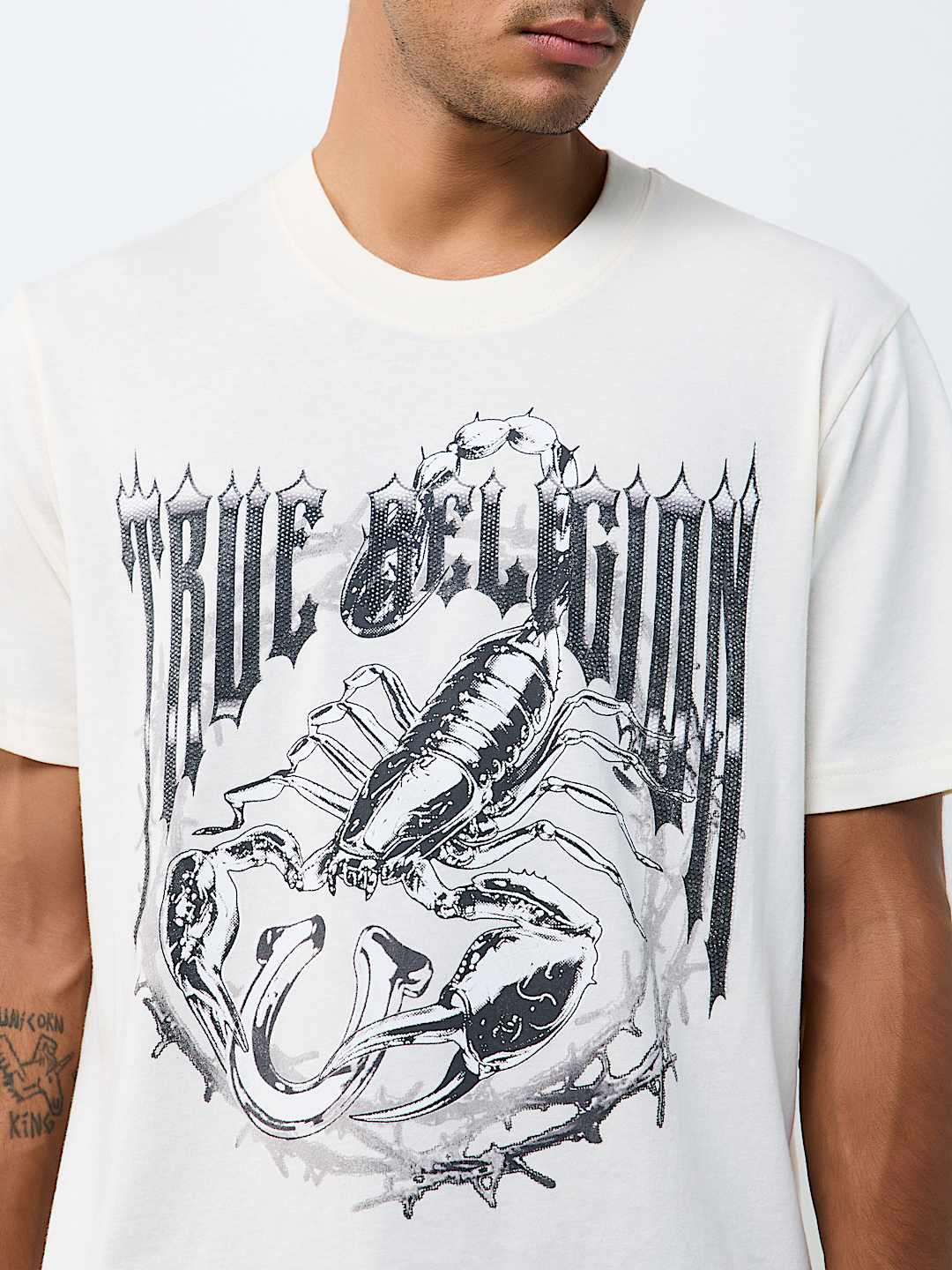 IRON SCORPION CRYSTAL TEE