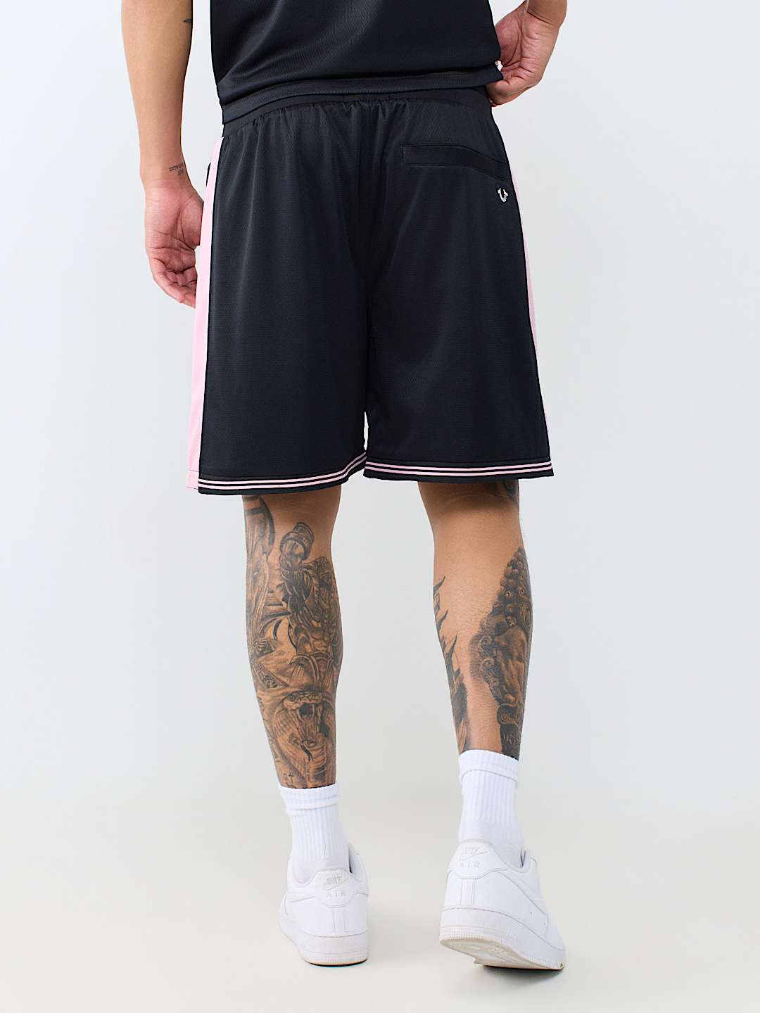 PANEL-BLOCKED MESH SHORT