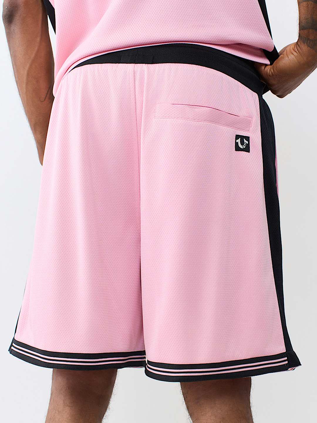 PANEL-BLOCKED MESH SHORT