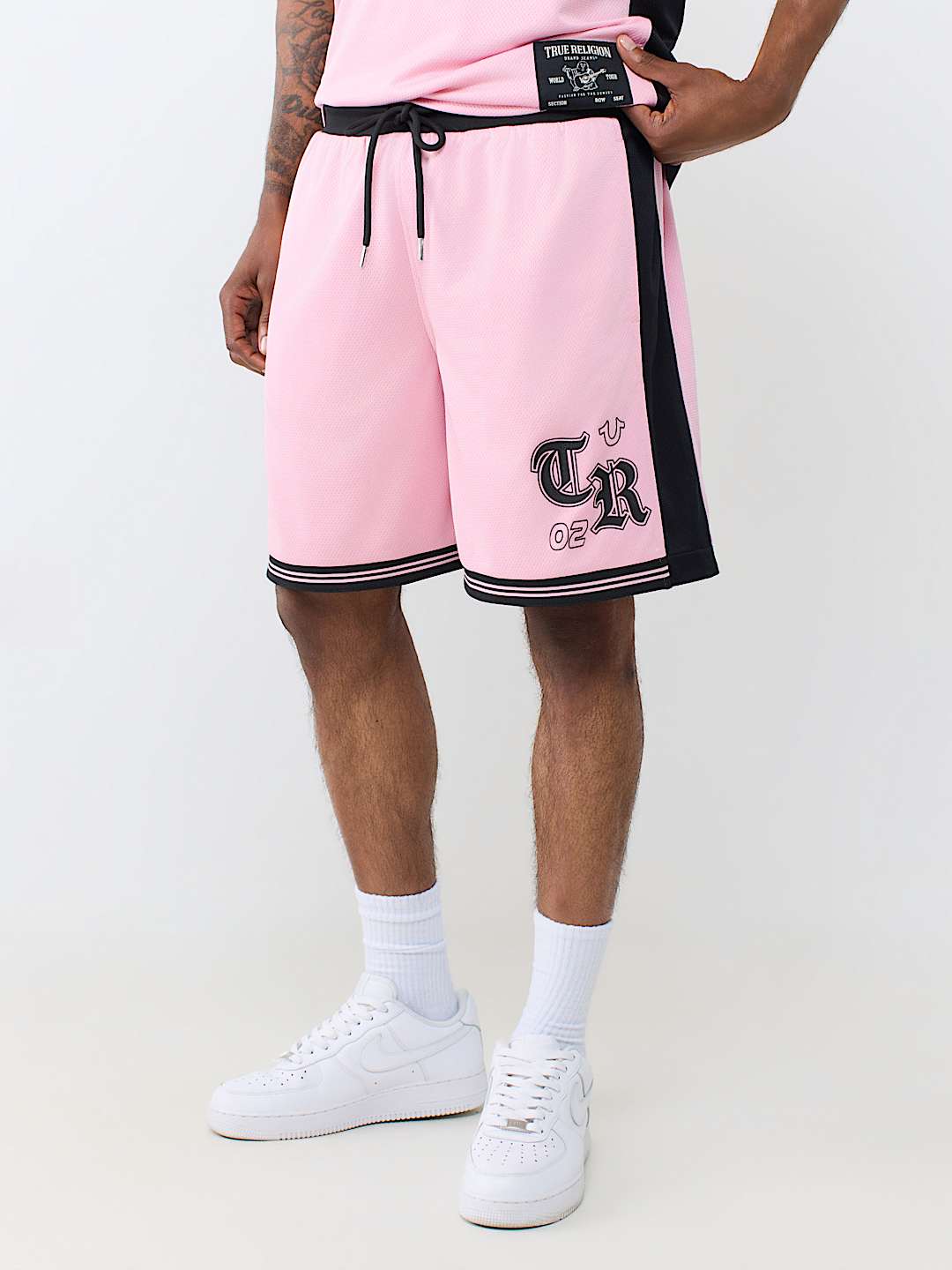 PANEL-BLOCKED MESH SHORT
