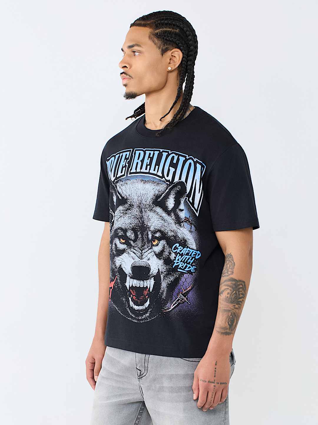 WOLF GRAPHIC TEE